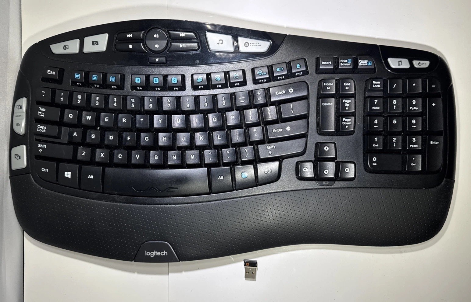 Logitech K350 Ergonomic Wave Unifying Wireless Keyboard (1 Leg Missing)Tested