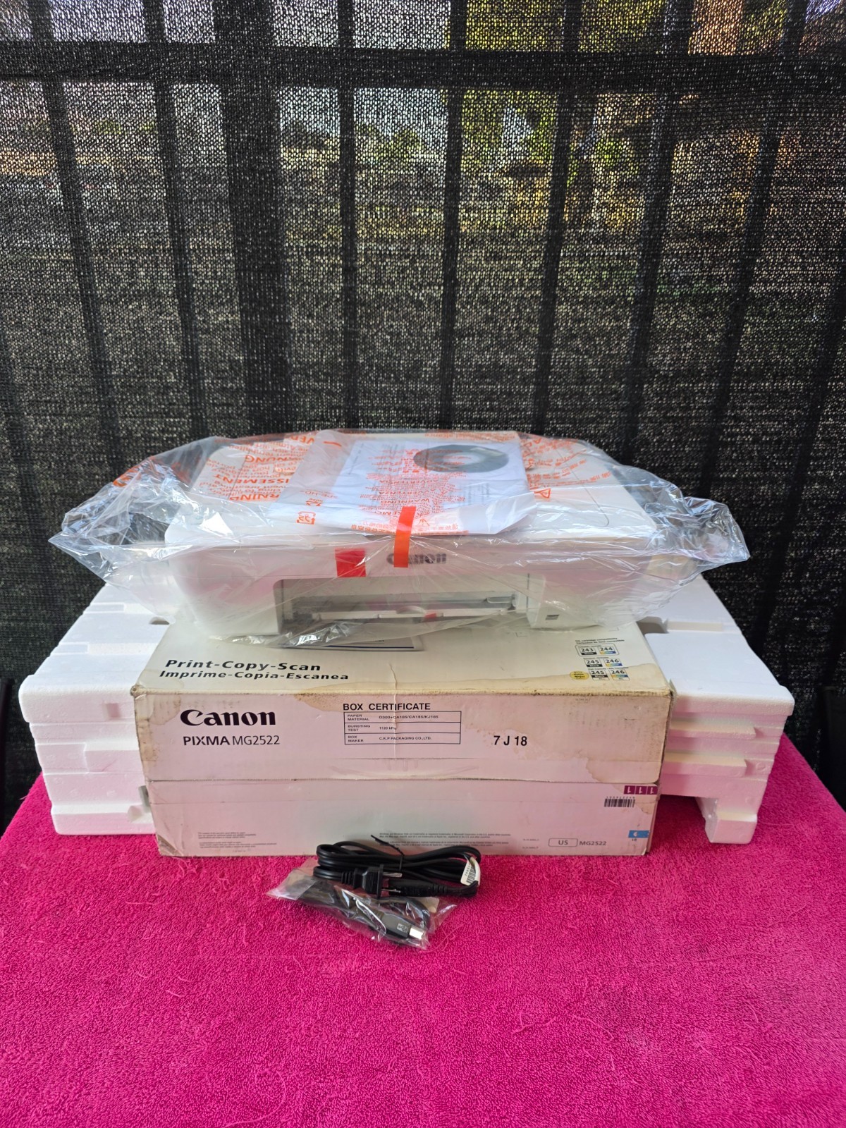 Canon Pixma MG2522 All-in-One Inkjet Printer Scanner and Copier