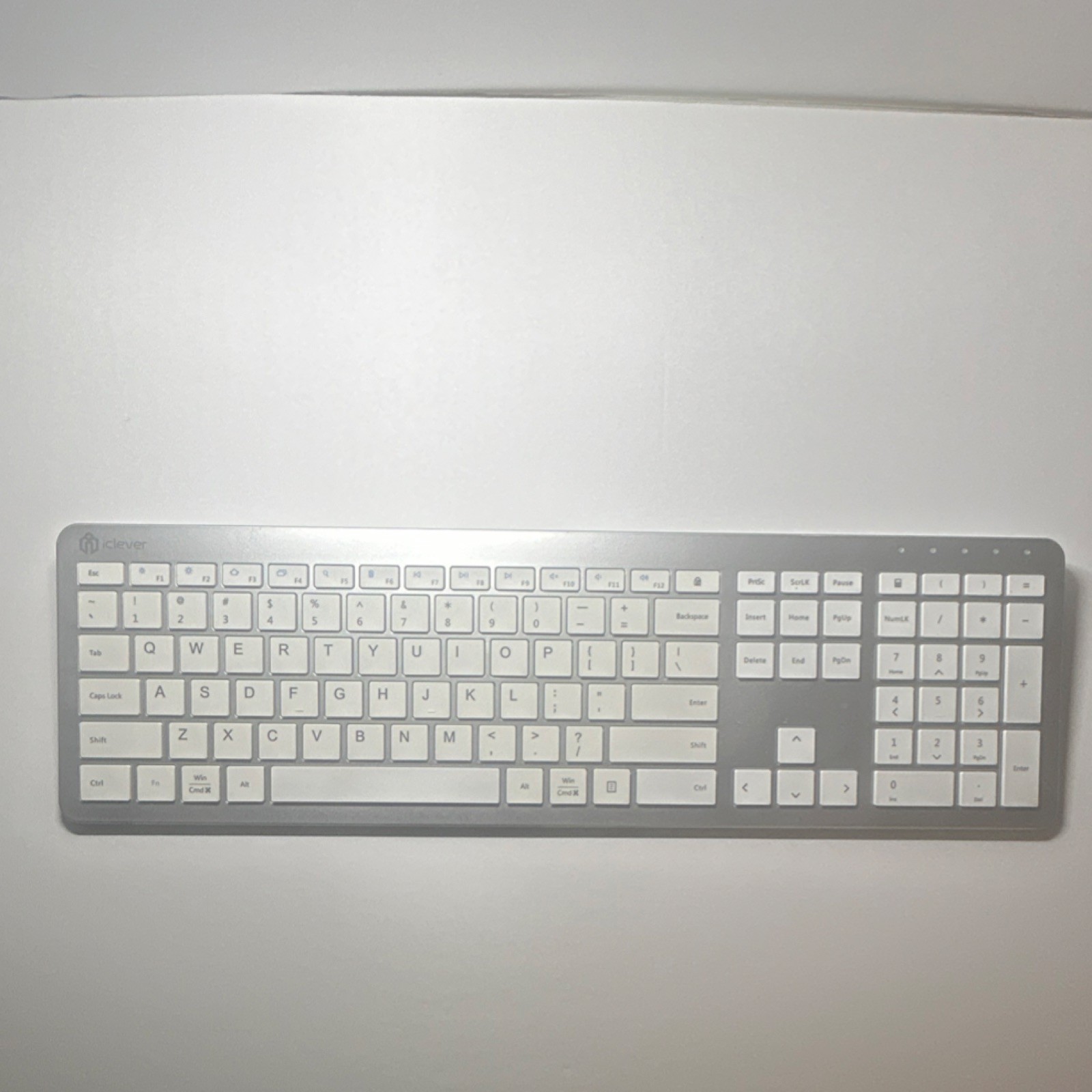 iclever IC-BK10 Bluetooth Standalone Keyboard Silver White Portable Quiet Keys