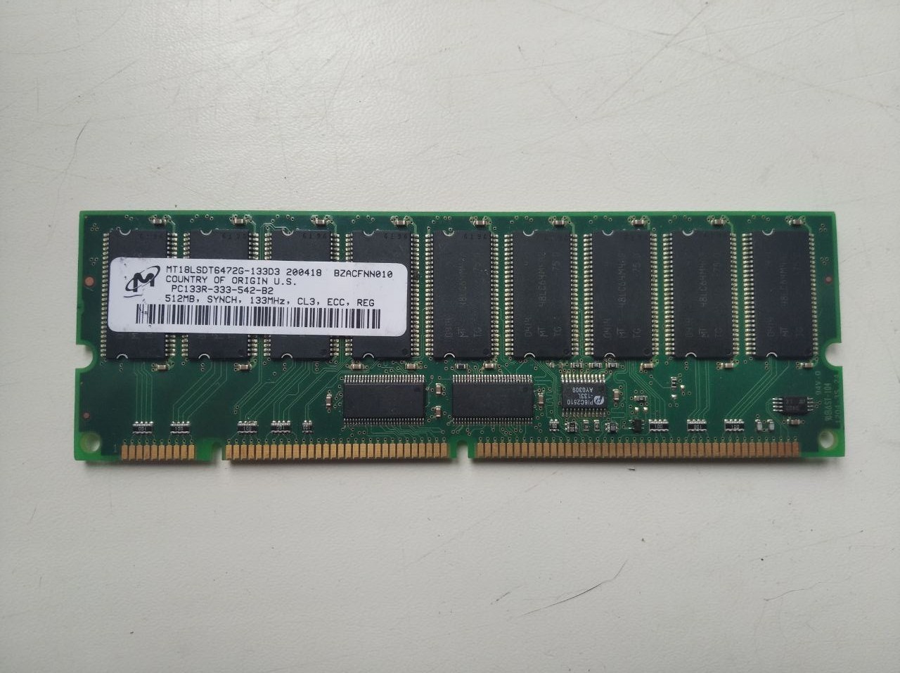 Memory Module Micron 512 MB PC‑133 MT18LSDT6472G‑133D3 PC133R‑333‑542‑B2 SDRAM