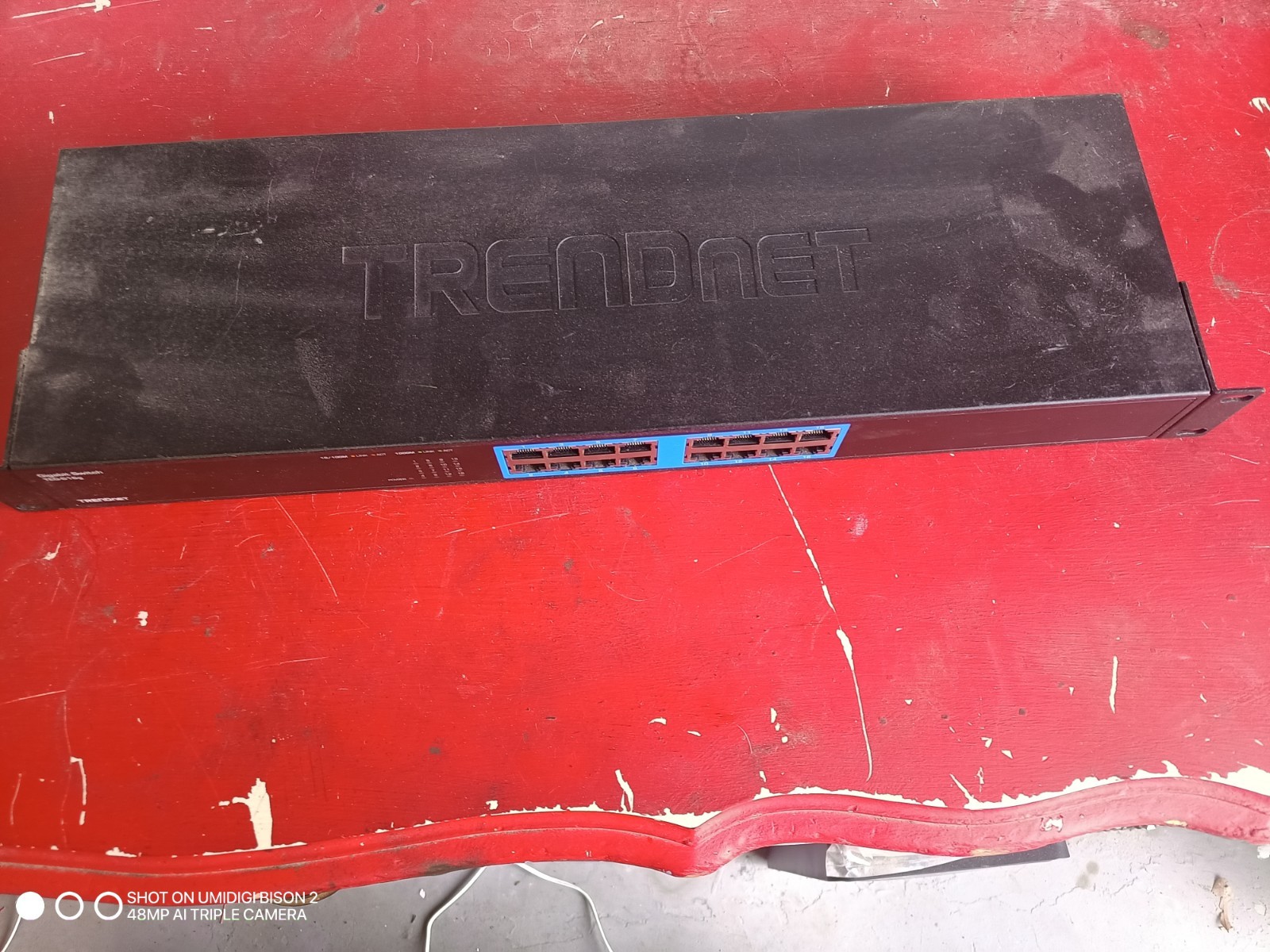 TRENDnet  (TEG-S16g) 16-Ports Rack-Mountable Switch