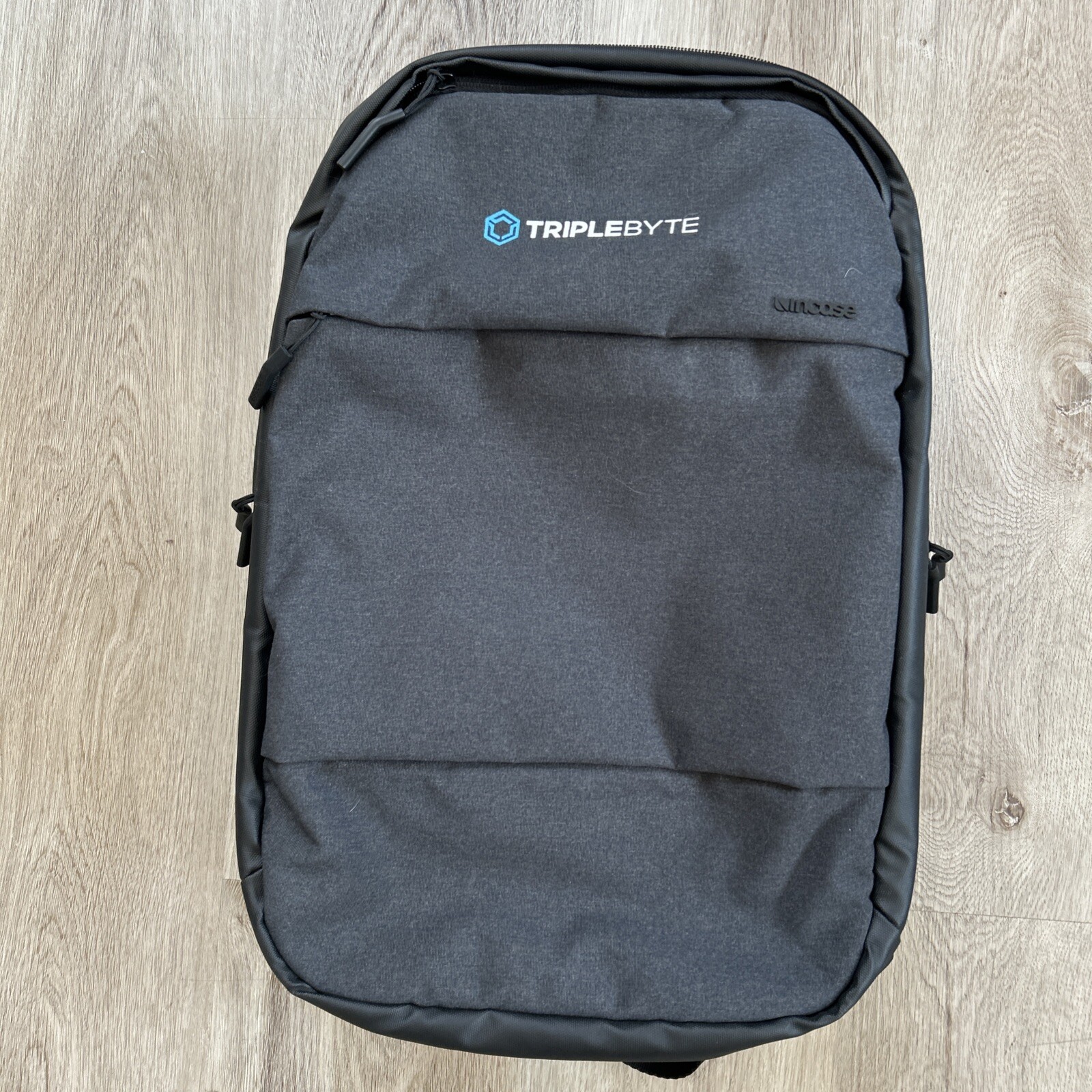 Incase Icon Travel Laptop Backpack Black Full Size Shoulder Zip Bag TripleByte