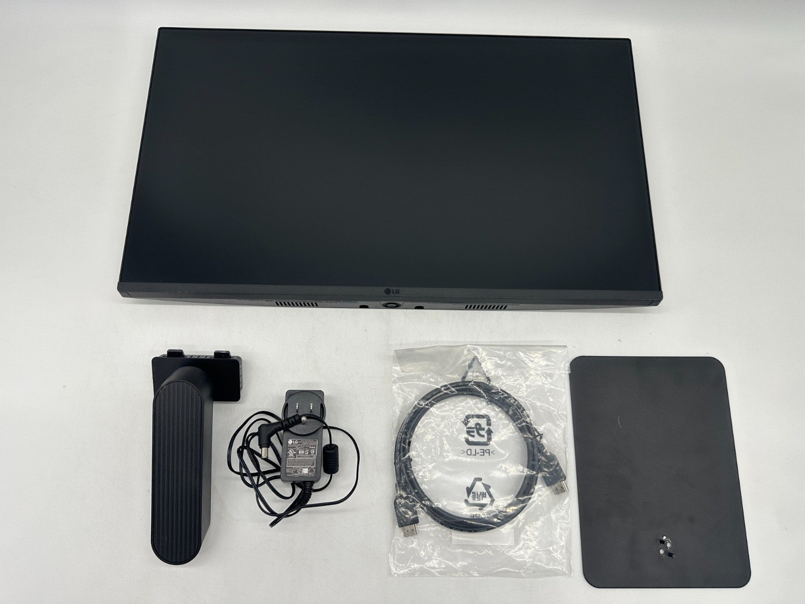 LG 24 inch 120Hz 1ms Computer Monitor 24U411A-B