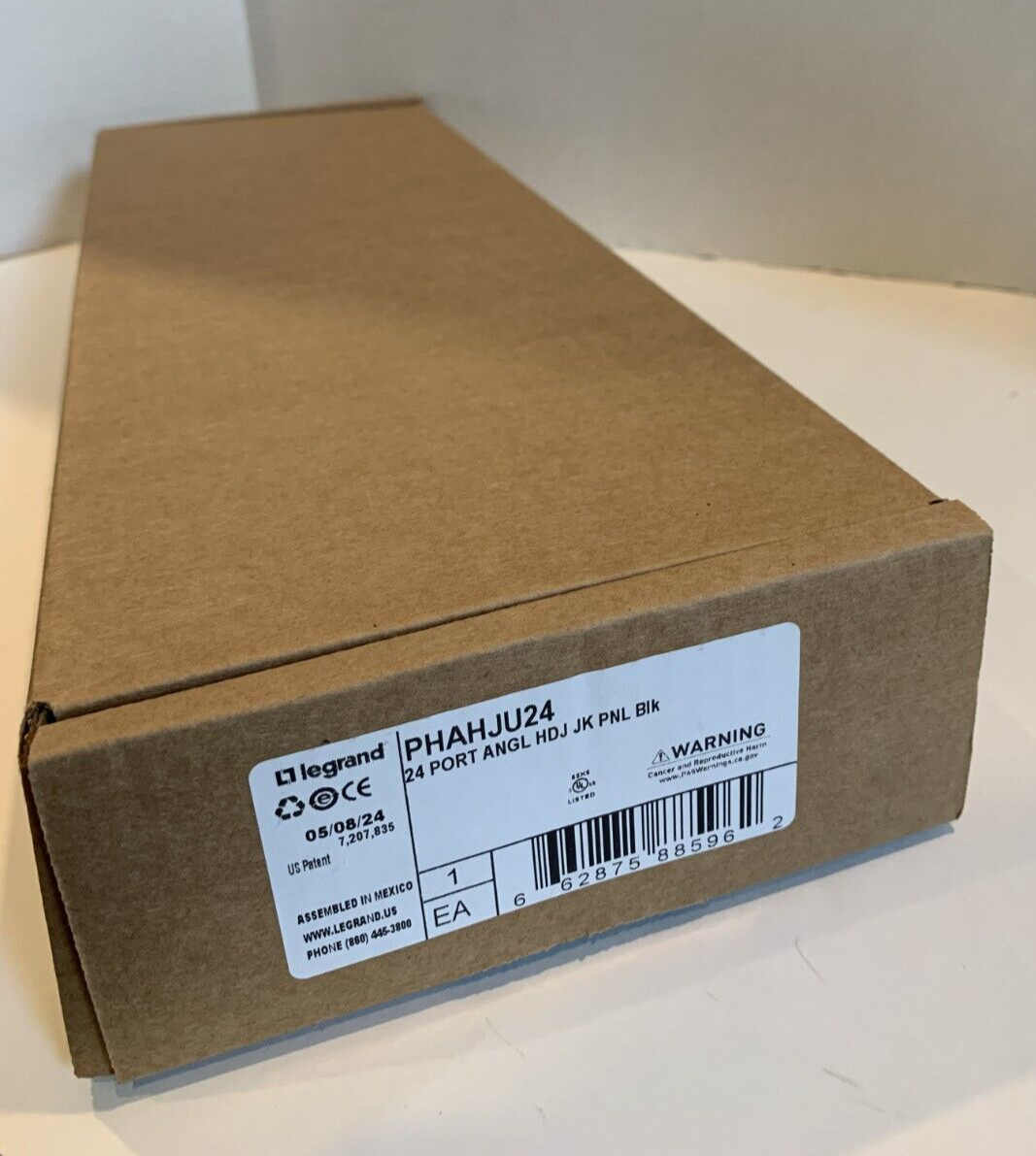 * ORTRONICS LEGRAND PHAHJU24 HDJ Series Unloaded Angled Patch Panel