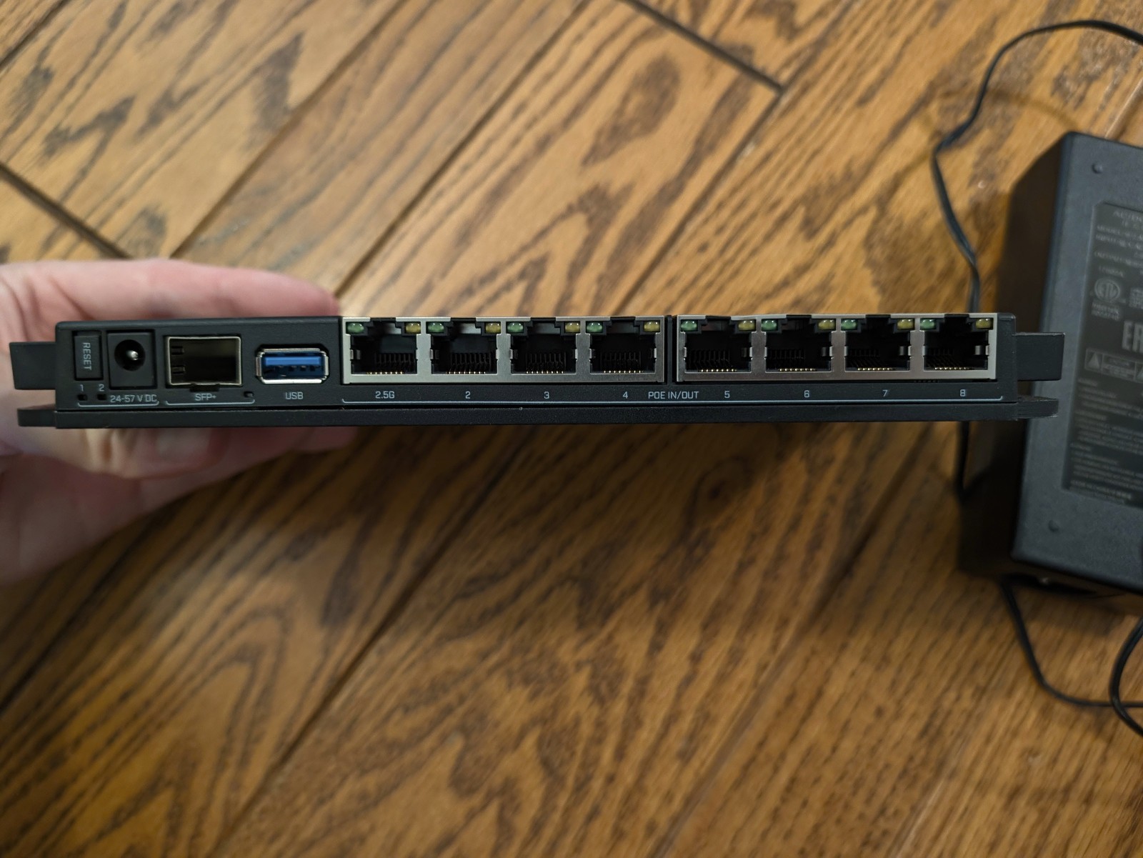 MikroTik Router RB5009UPr+S+IN / 8x Eth POE & 10GB SFP+