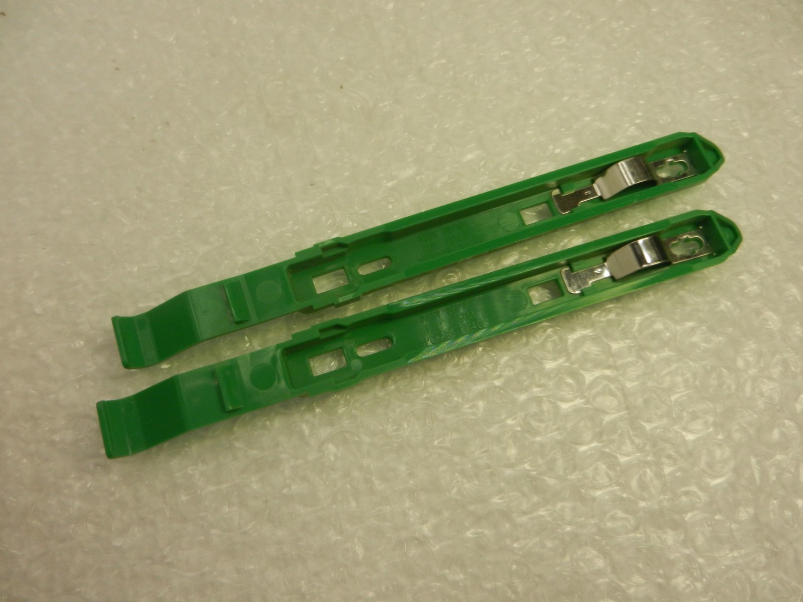 2X LOT -  Dell Dimension 8400/Optiplex Floppy Disk Drive Mounting Rails 995EM