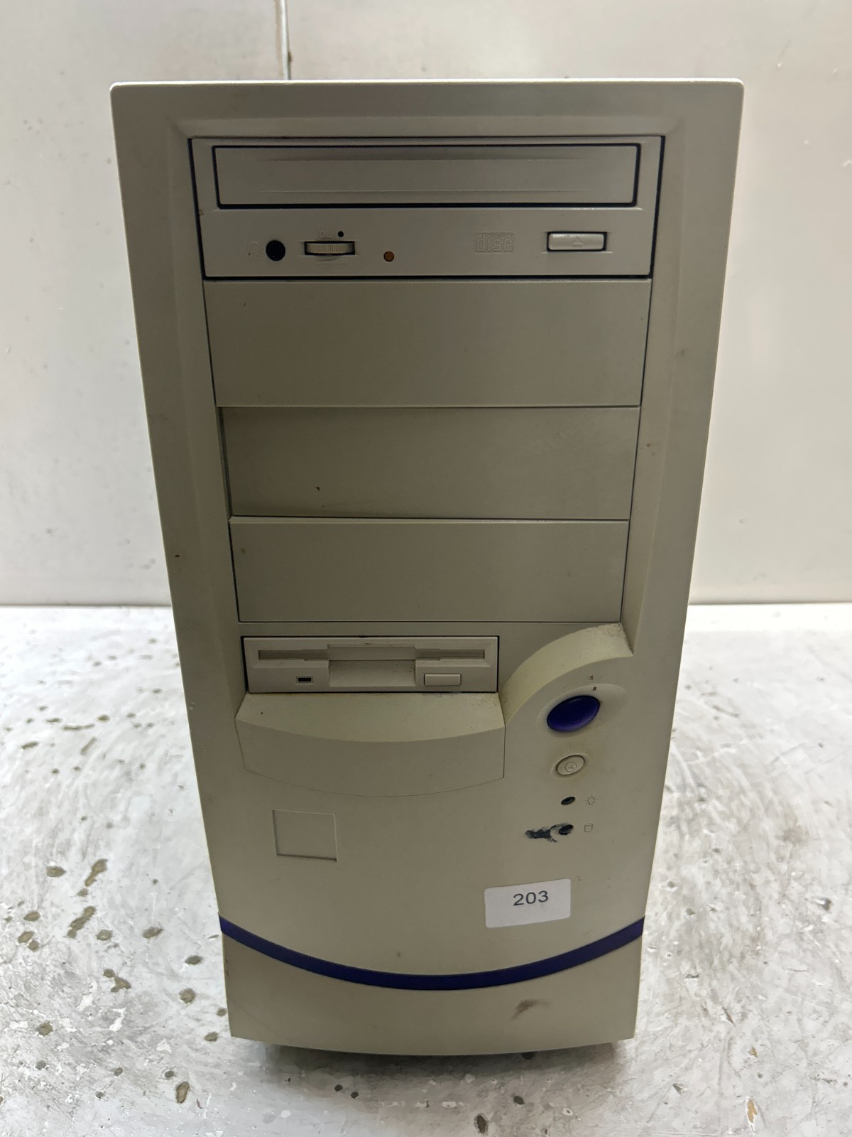 Vintage Retro Beige ATX Desktop Computer Sleeper Case