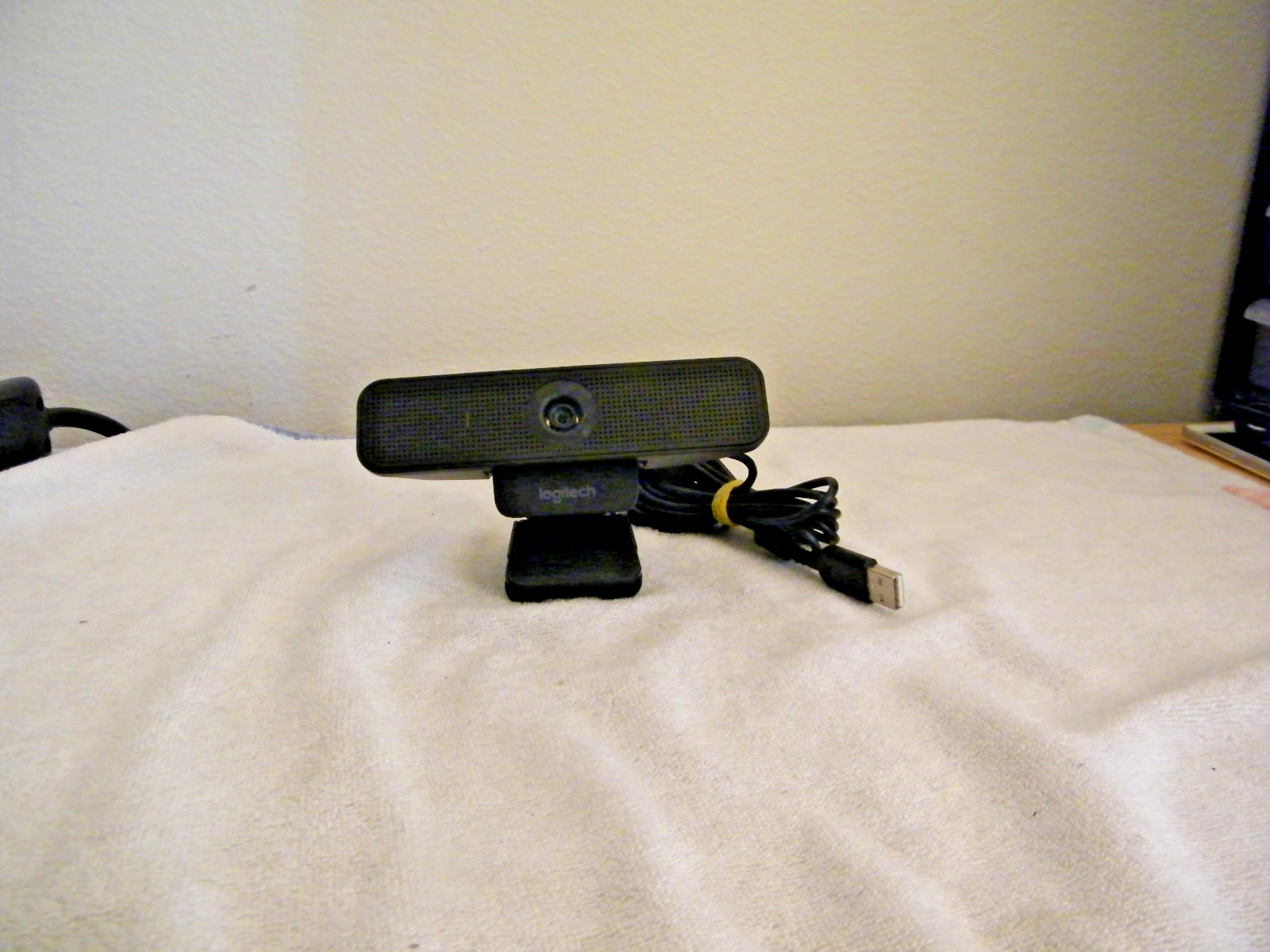 *****GENUINE LOGITECH 1080P USB BUSINESS CONFERENCING WEBCAM  (V-U0030)*****