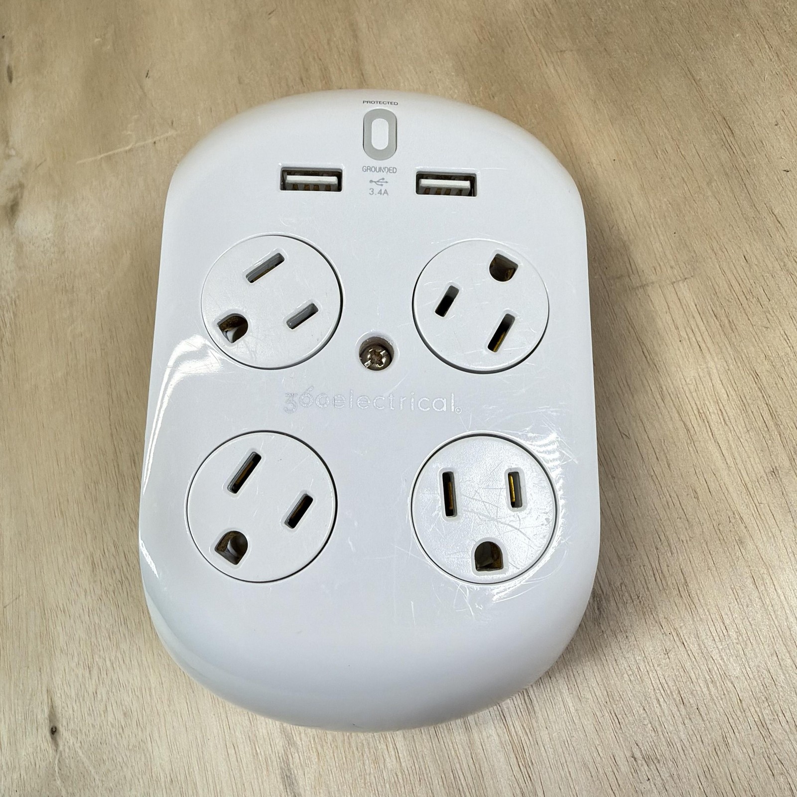 360electrical 36038 Surge Protector Rotating 4-Outlet 2 USB Wall Tap White