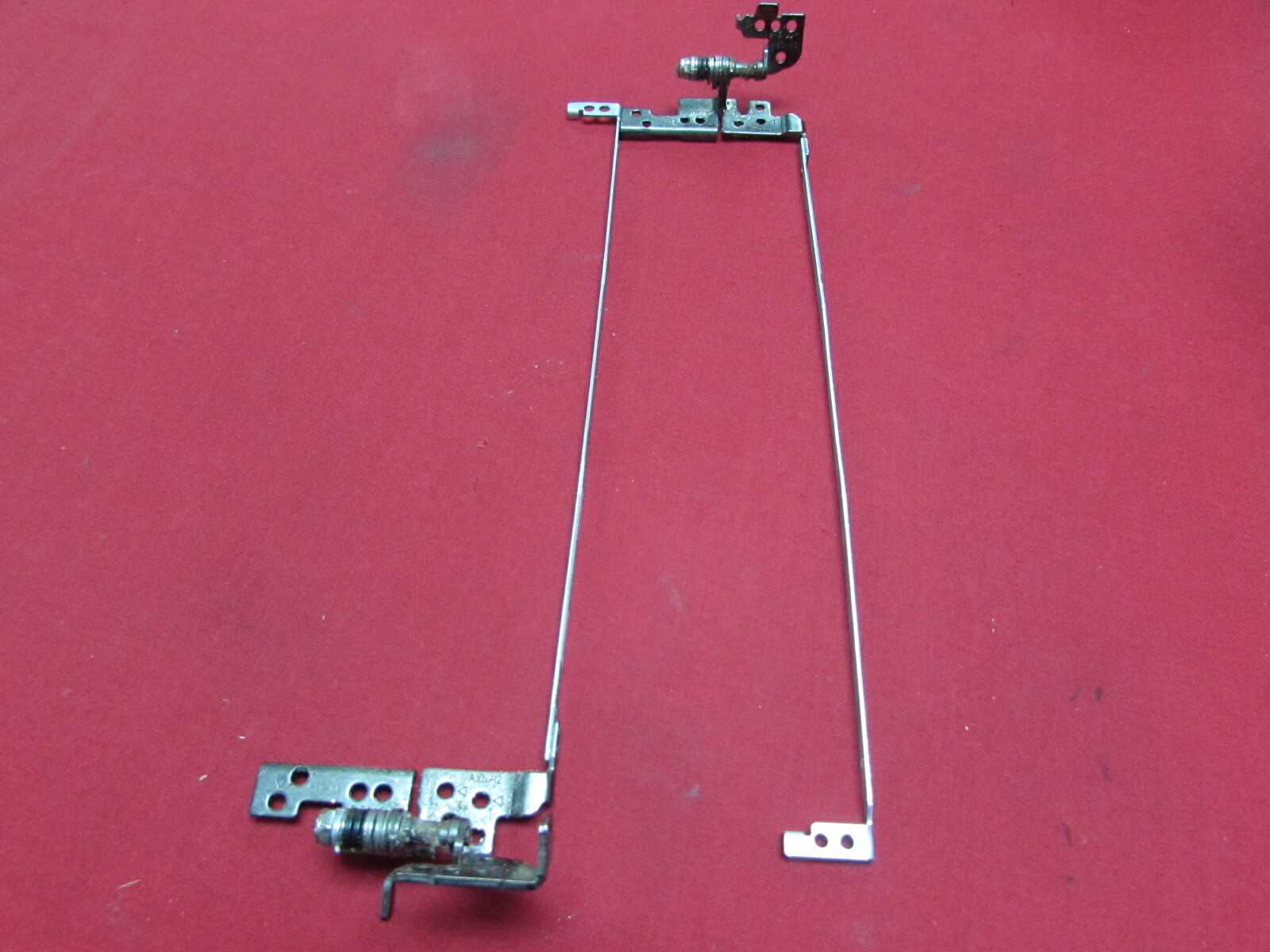 ORIGINAL HP G62-300 LEFT AND RIGHT HINGE SET FBAX6013010 FBAX6014010 