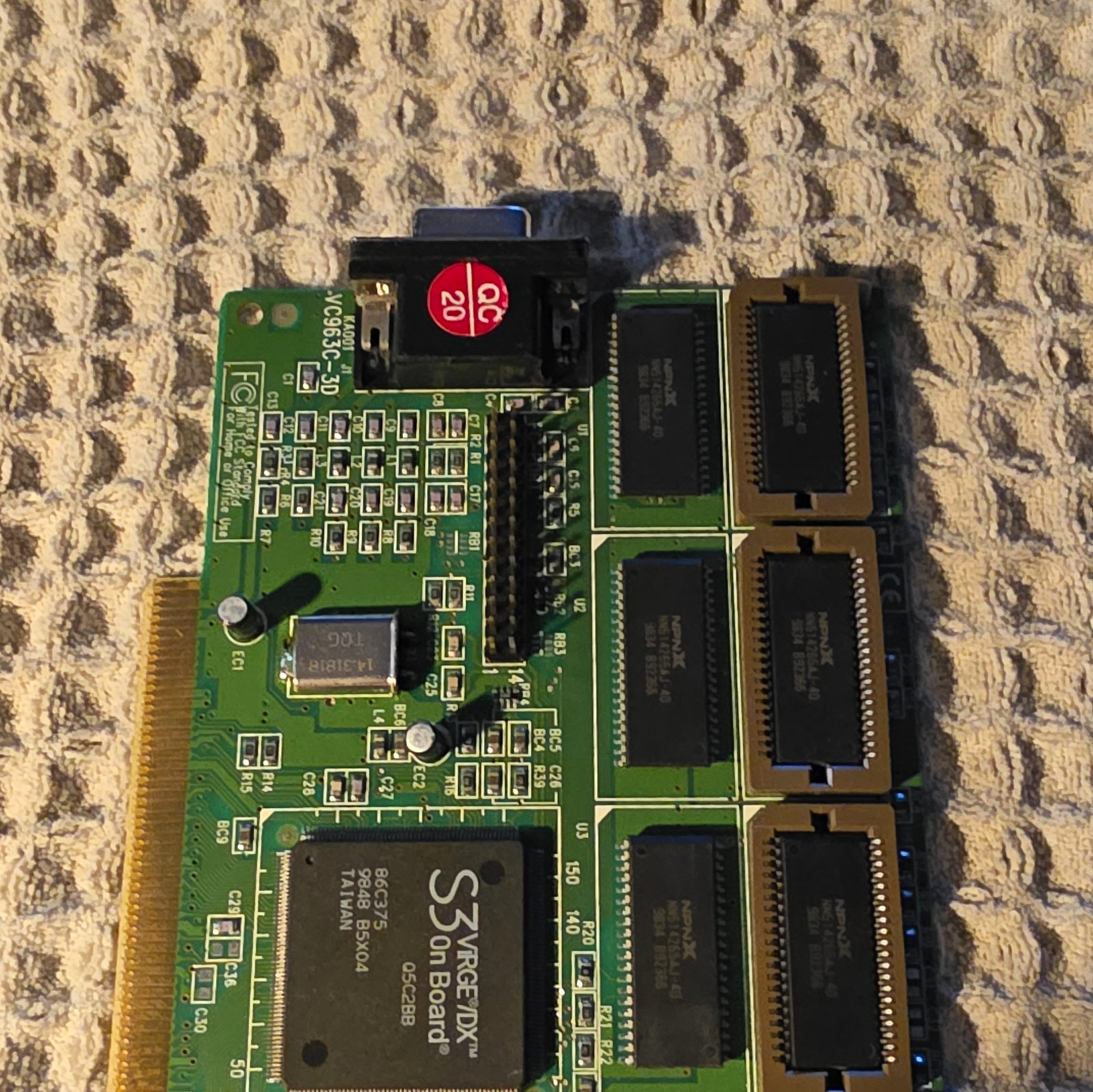 S3 ViRGE/DX Vintage PCI Graphics Card 4MB VGA Video Adapter Universal