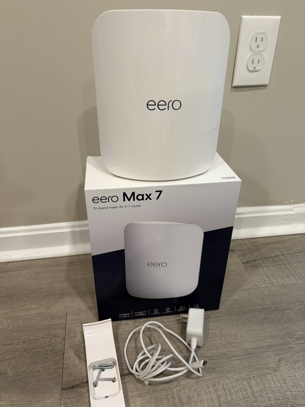 eero Max 7 Wireless Router - White, eero Max 7 Model, Home Network Router