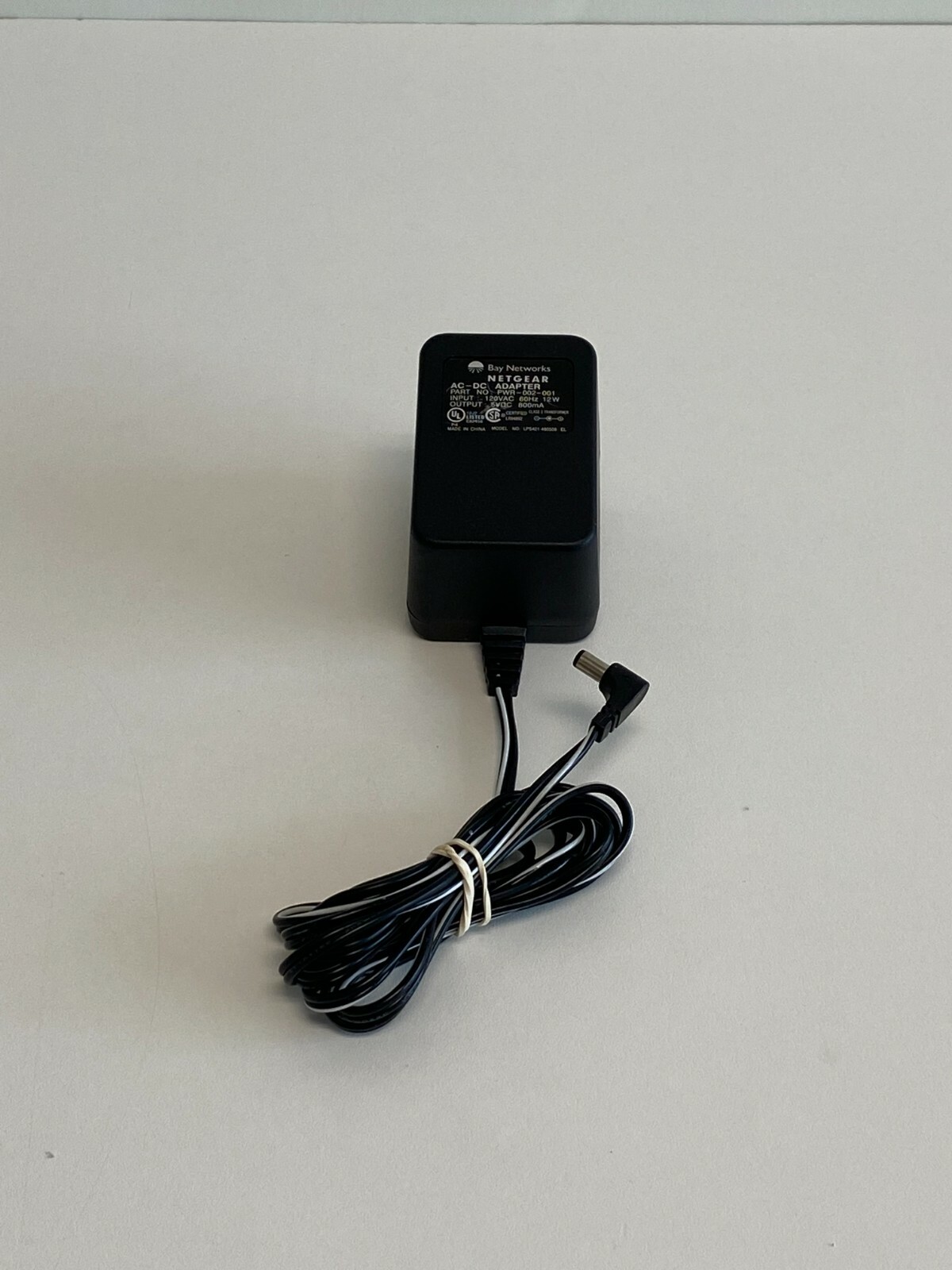 BB24:  Genuine NETGEAR Bay Networks PWR-002-001 Power Supply Adapter