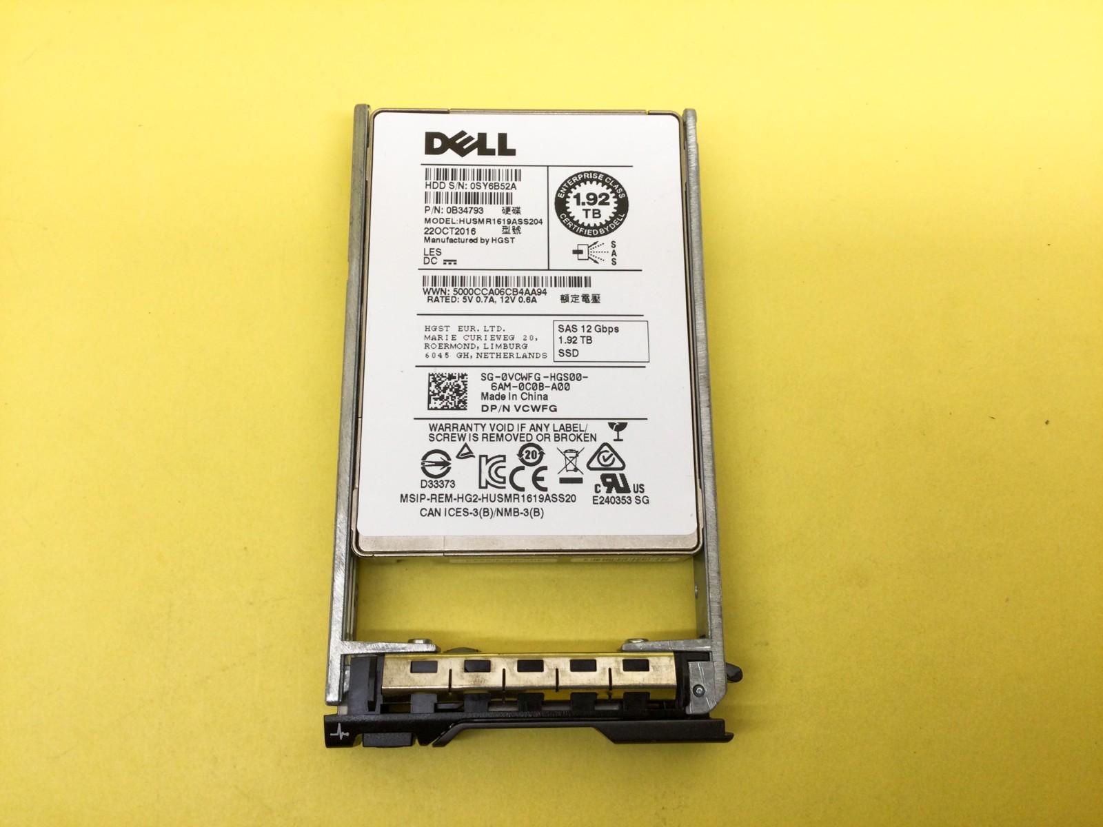 VCWFG Dell 1.92TB SAS 12Gb/s Read Intensive 2.5'' SSD 0VCWFG HUSMR1619ASS204 NEW