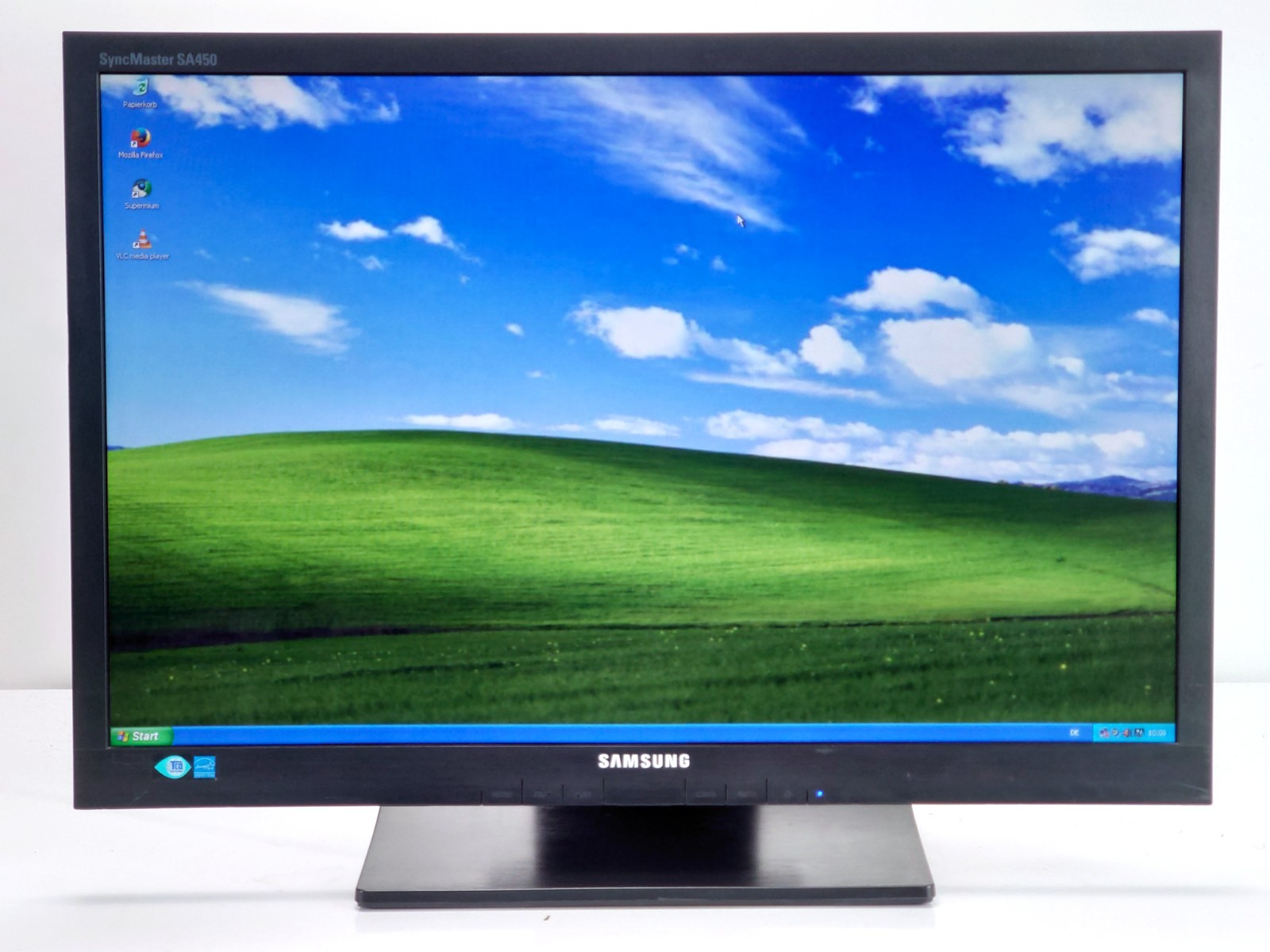Samsung SyncMaster SA450 22'' LED PC Monitor DVI VGA 1680x1050 for Win. 98/XP/7