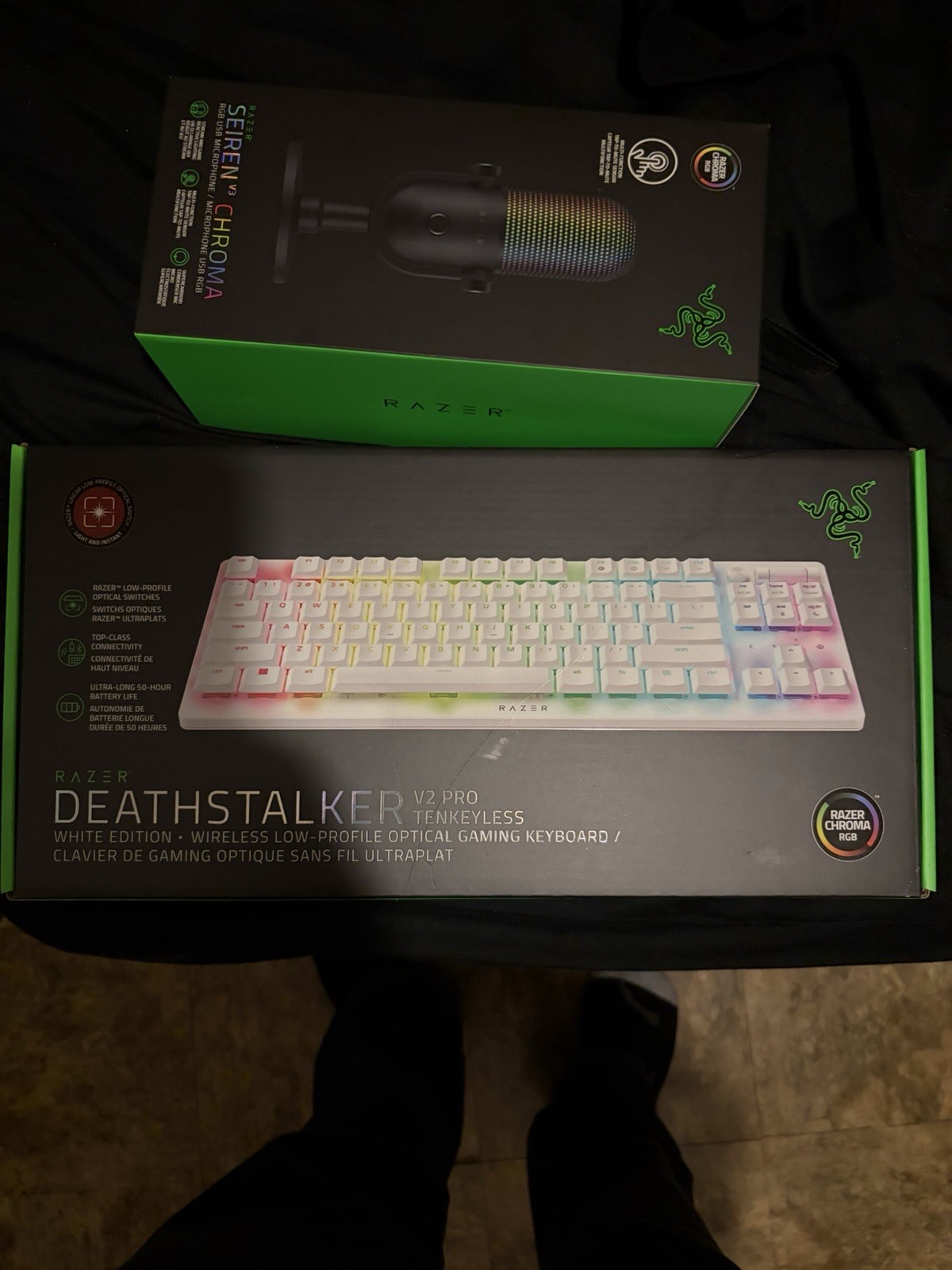 Razer DeathStalker V2 Pro TKL Wireless Gaming Keyboard with Razr Siren Chroma v3