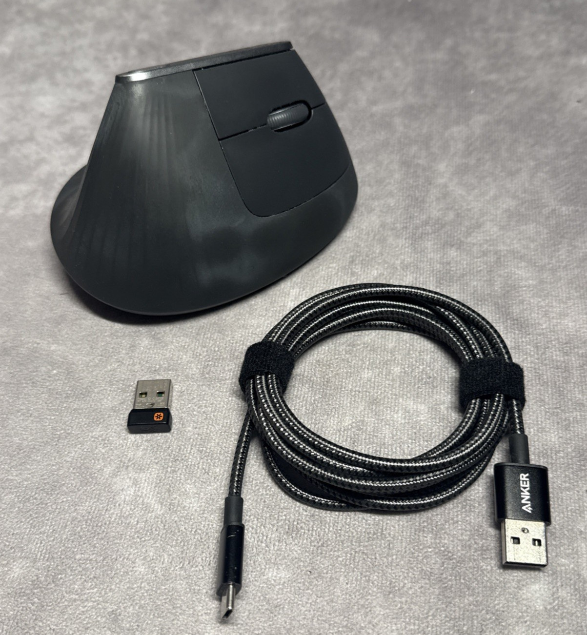 Logitech MX Vertical Advanced Ergonomic Wireless Optical Mouse Graphite 4000 DPI