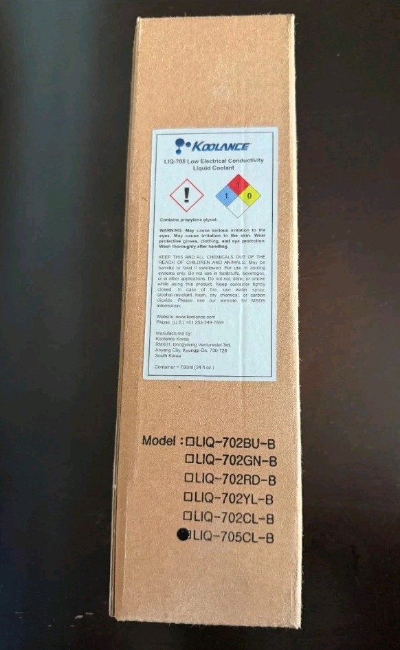 Koolance Liquid Coolant, Low Electrical Conductivity, 700mL LIQ-705CL-B