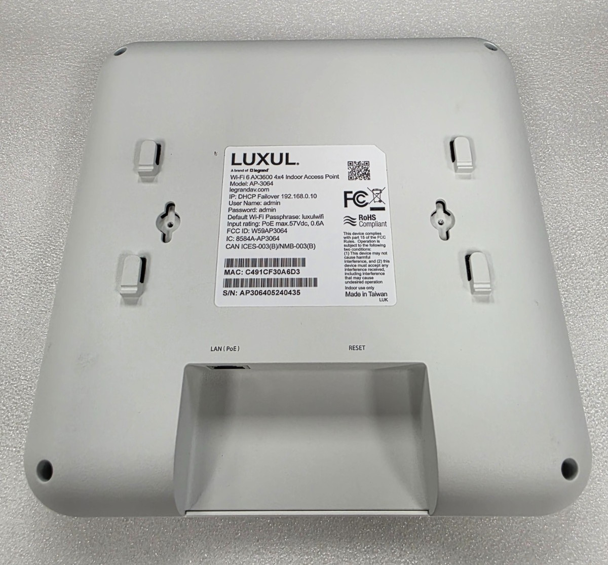 LUXUL - Wi-Fi 6 AX3600 4x4 Multi-Gig Access Point -(AP-3064)**TESTED/EXCELLENT**