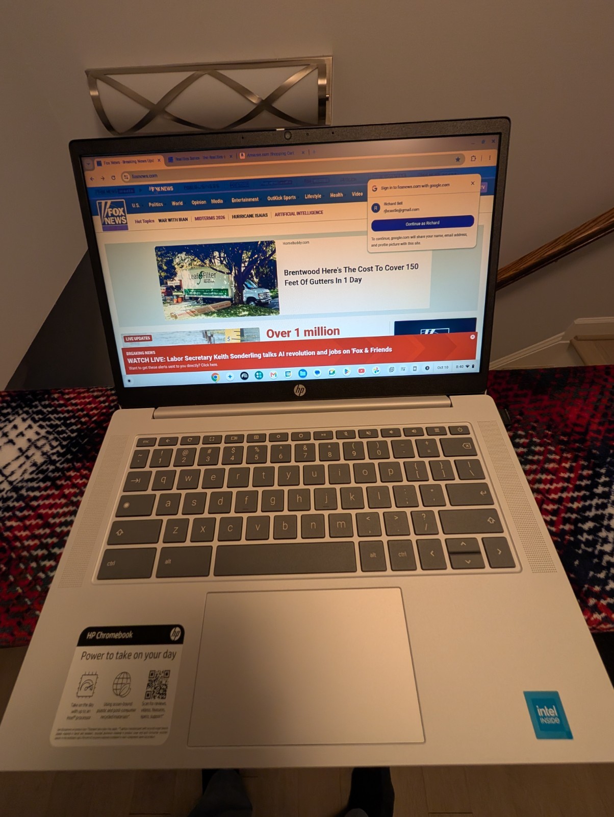HP Chromebook – Pristine Condition – Wireless Mouse & Mouse Pad, Cloth Included