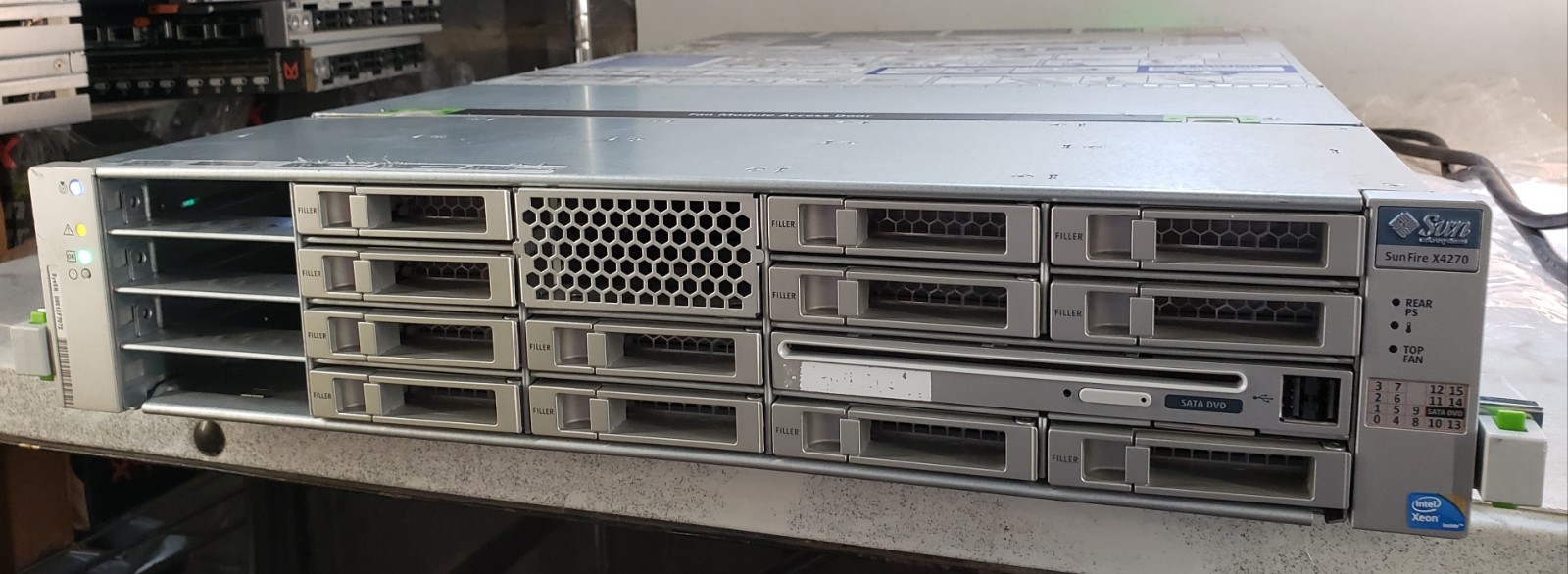 Oracle SunFire X4270 Server 2x Intel L5520 2GB 1RX4 PC3 NO HDD w/ 2x 1050w PSU