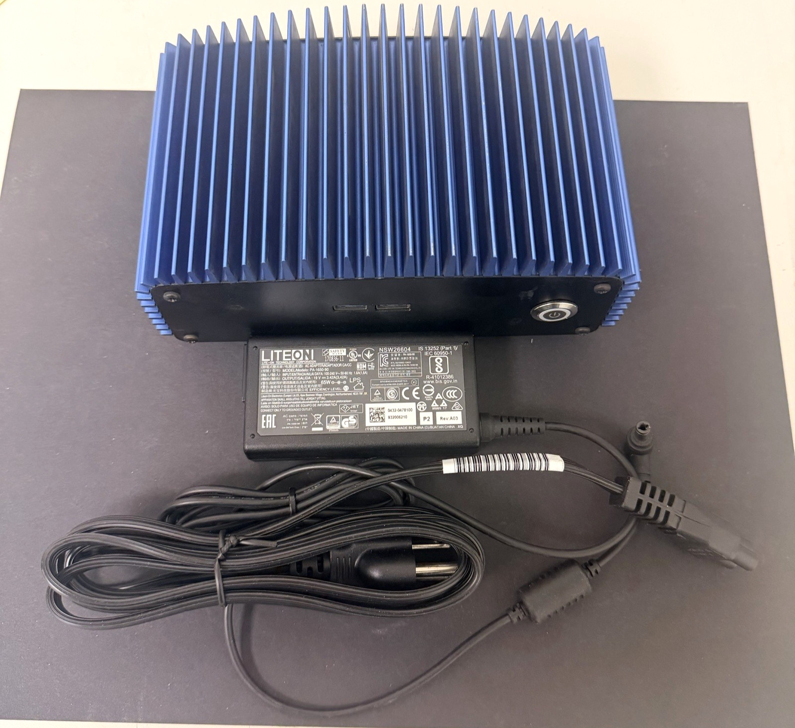 Simply NUC NUC7i7DNFE Mini PC Intel Core I7-8650U 1.9GHz 16GB 500GB SSD M.2