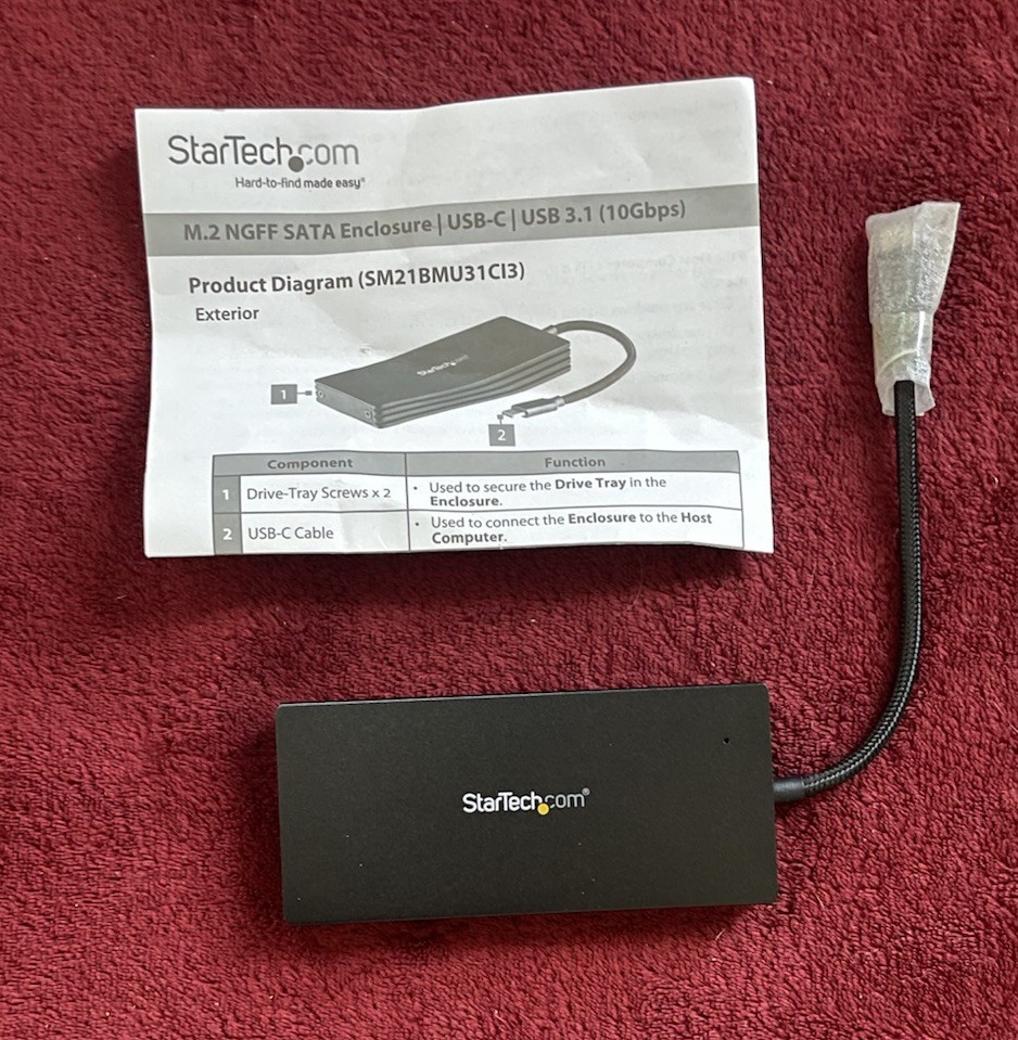 StarTech M.2 NGFF SATA Enclosure - USB 3.1 (10Gbps) with USB-C Cable