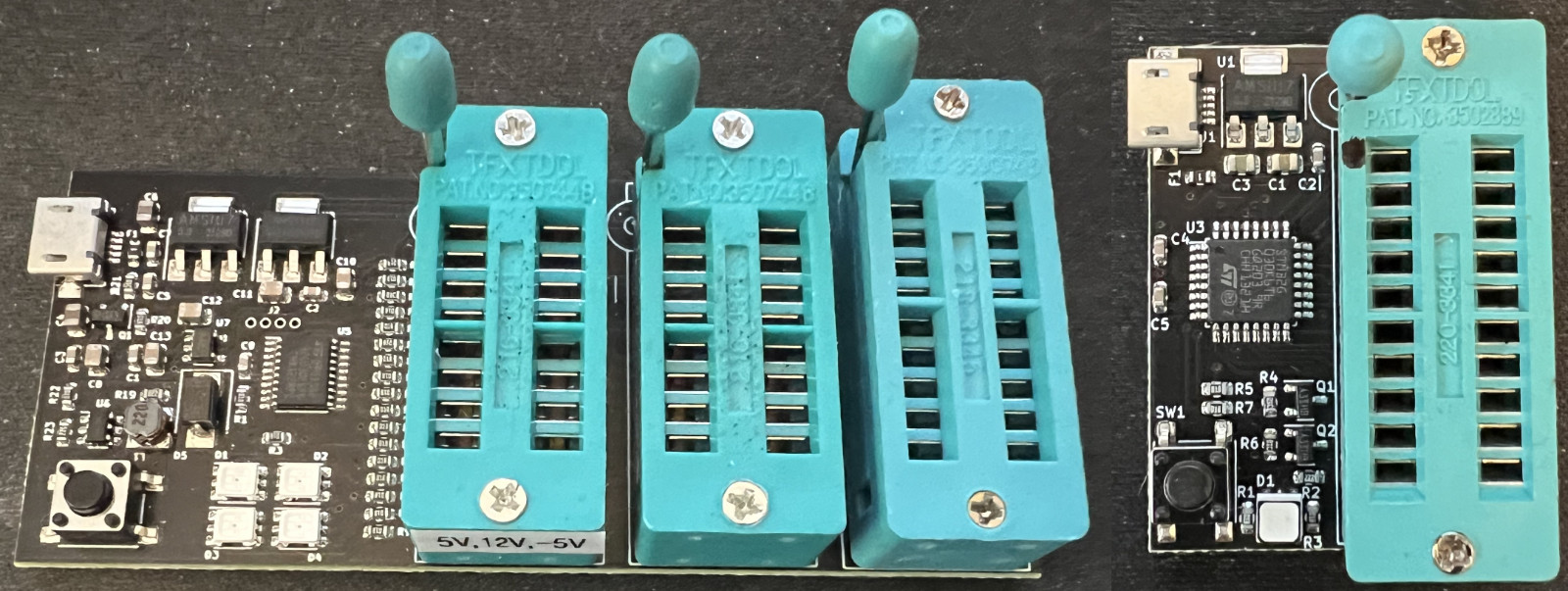 Twin Pack of 1 Bit and 4 bit Dynamic RAM (DRAM) Testers for Retro Computers