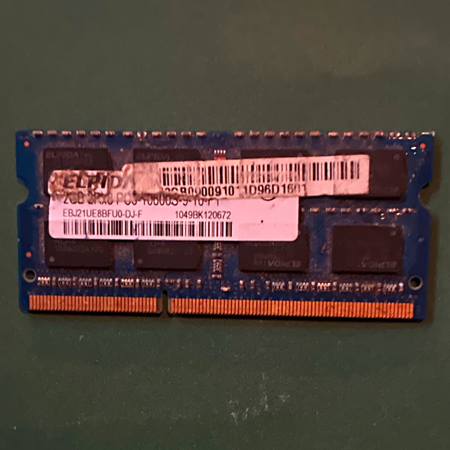 Elpida 2GB DDR3 SO-DIMM PC3-10600S 204-Pin Non-ECC RAM EBJ21UE8BFU0-DJ-F