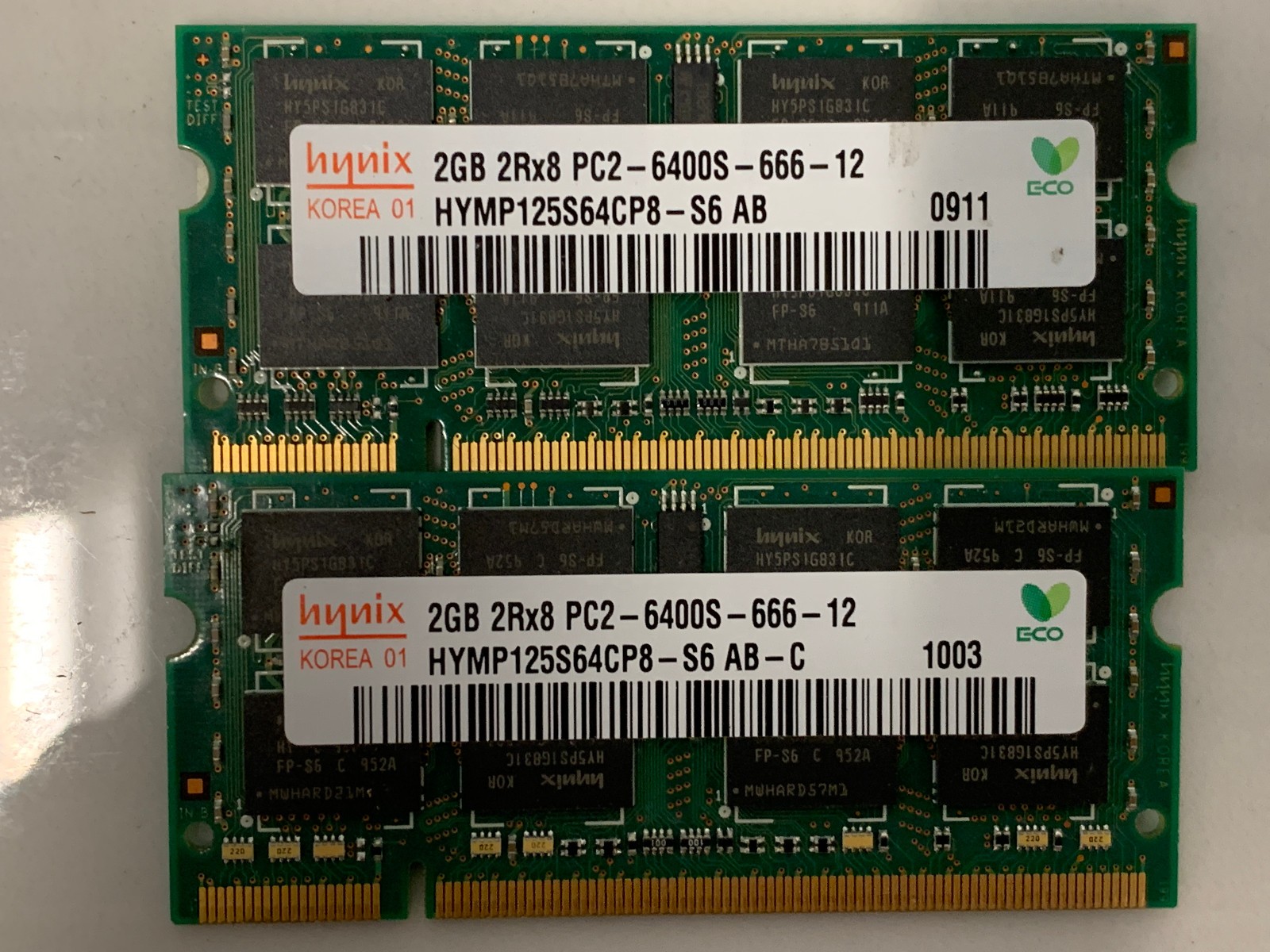 Hynix 4GB 2x2GB DDR2 800MHz PC2-6400S Laptop RAM SODIMM Memory Kit HYMP125S64CP8