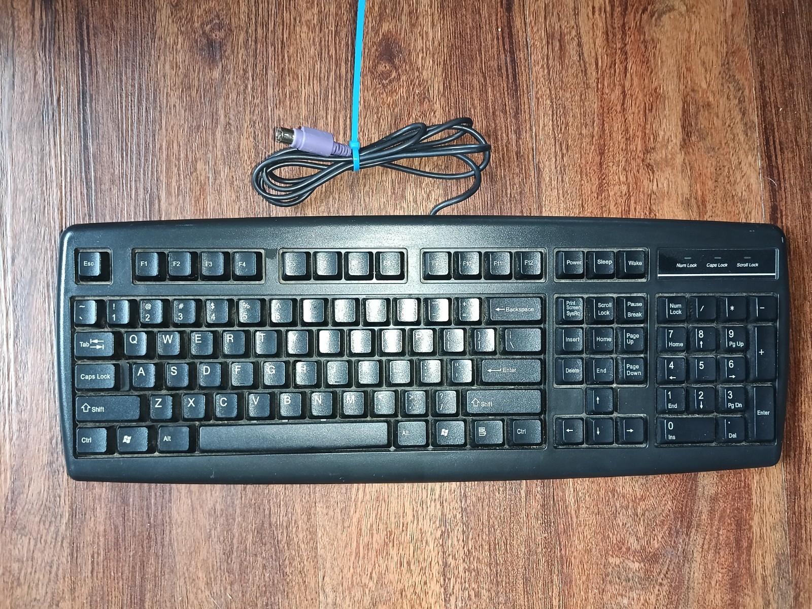 Aopen Vintage Computer Keyboard QWERTY (Un-Tested)