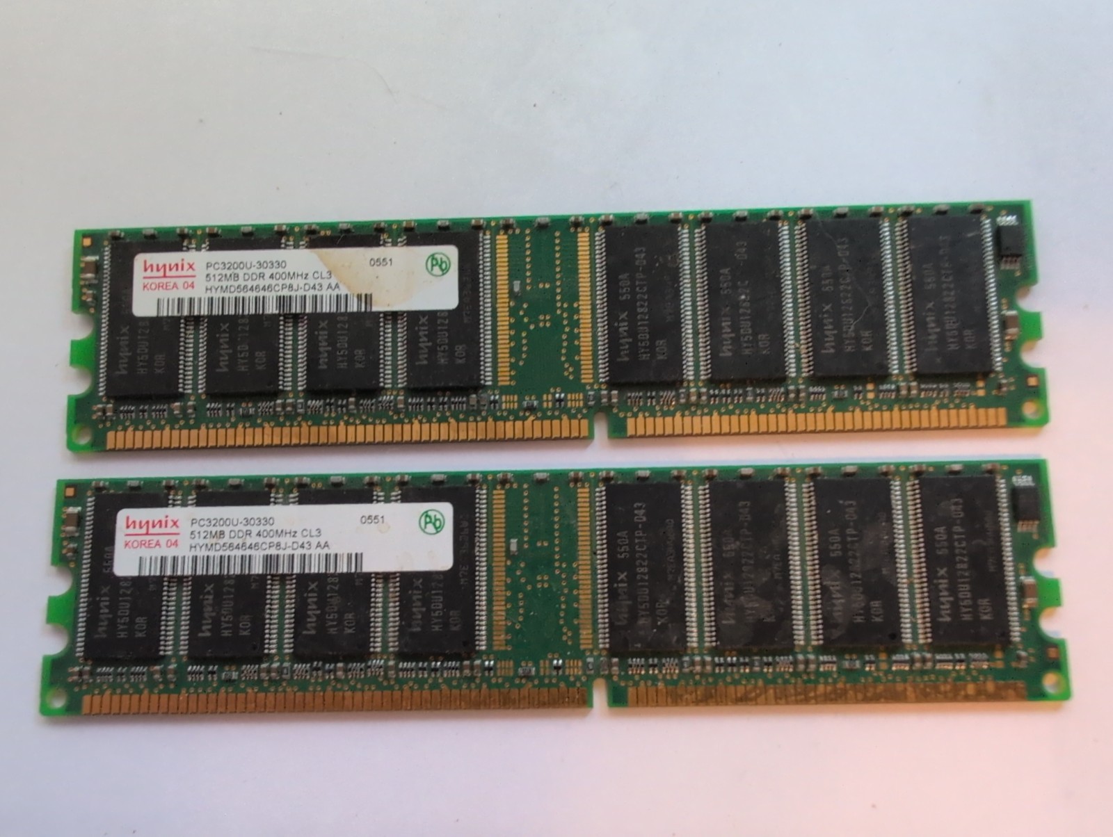 Hynix 512MB DDR 400MHz CL3 PC3200U-30330 RAM HYMD264646B8J-D43