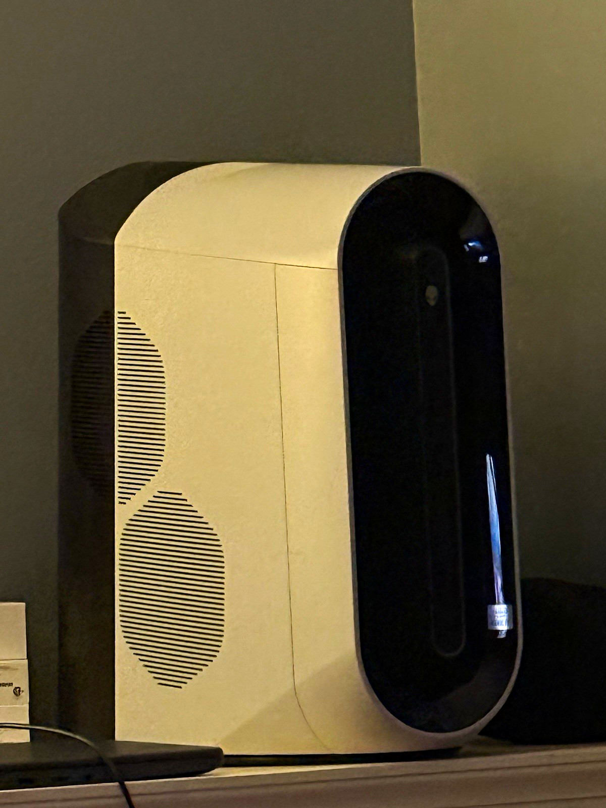 Alienware Aurora R11 Tower Gaming PC i7-10700F 32GB RTX 2070 SUPER WiFi