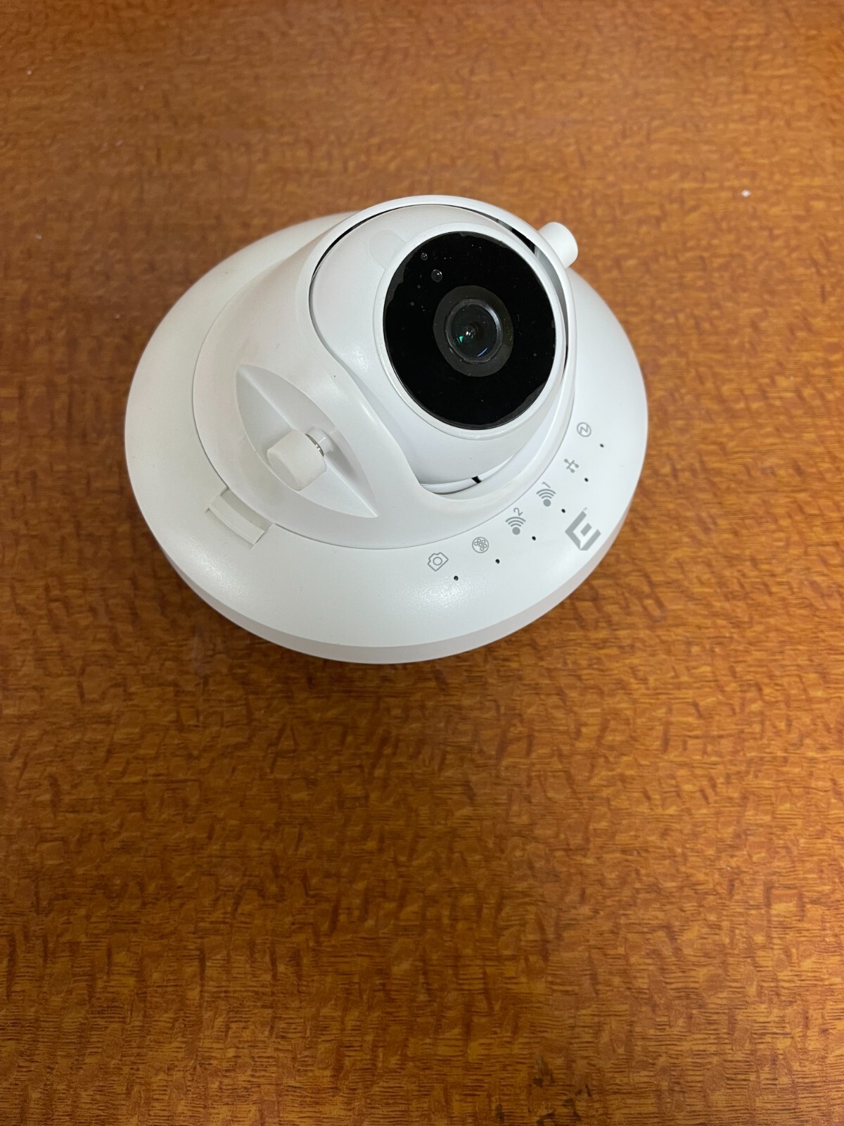 NEW Extreme Networks ws-ap3916ic - Access Point w/ Integrated Camera