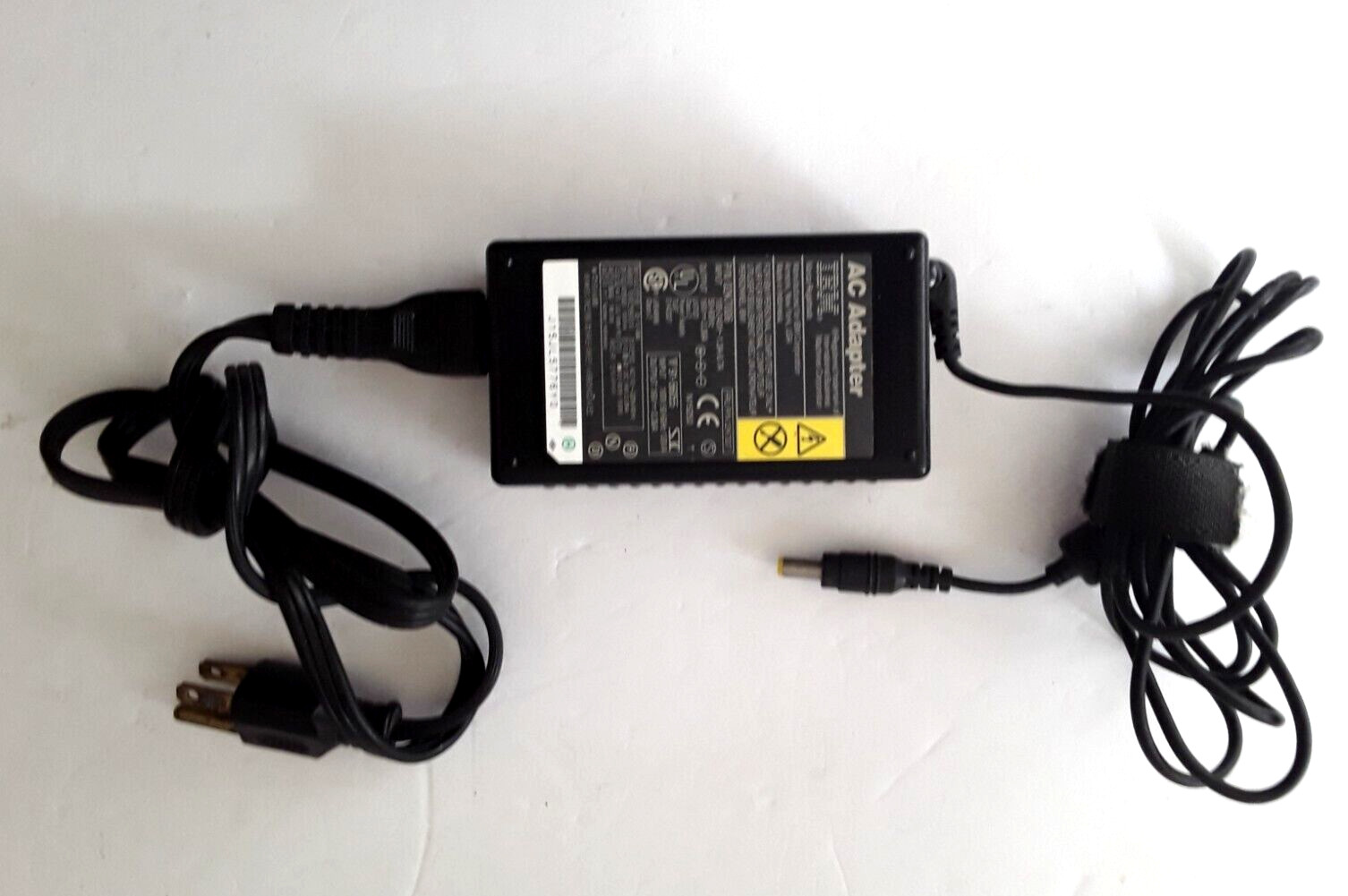 Genuine IBM Laptop AC Power Adapter Charger Thinkpad 02K7006 16V