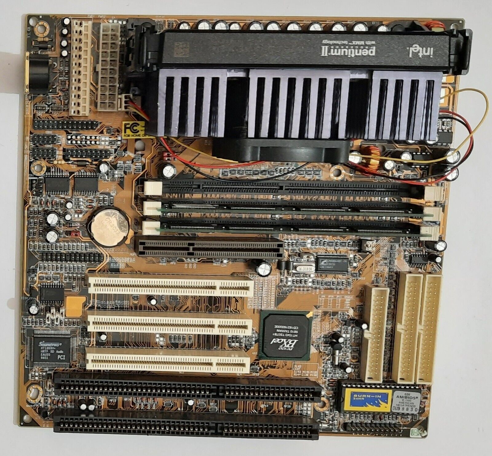 PCChips M726 Slot 1 AGP ISA Retro Motherboard + Pentium II 350MHz + 128MB RAM