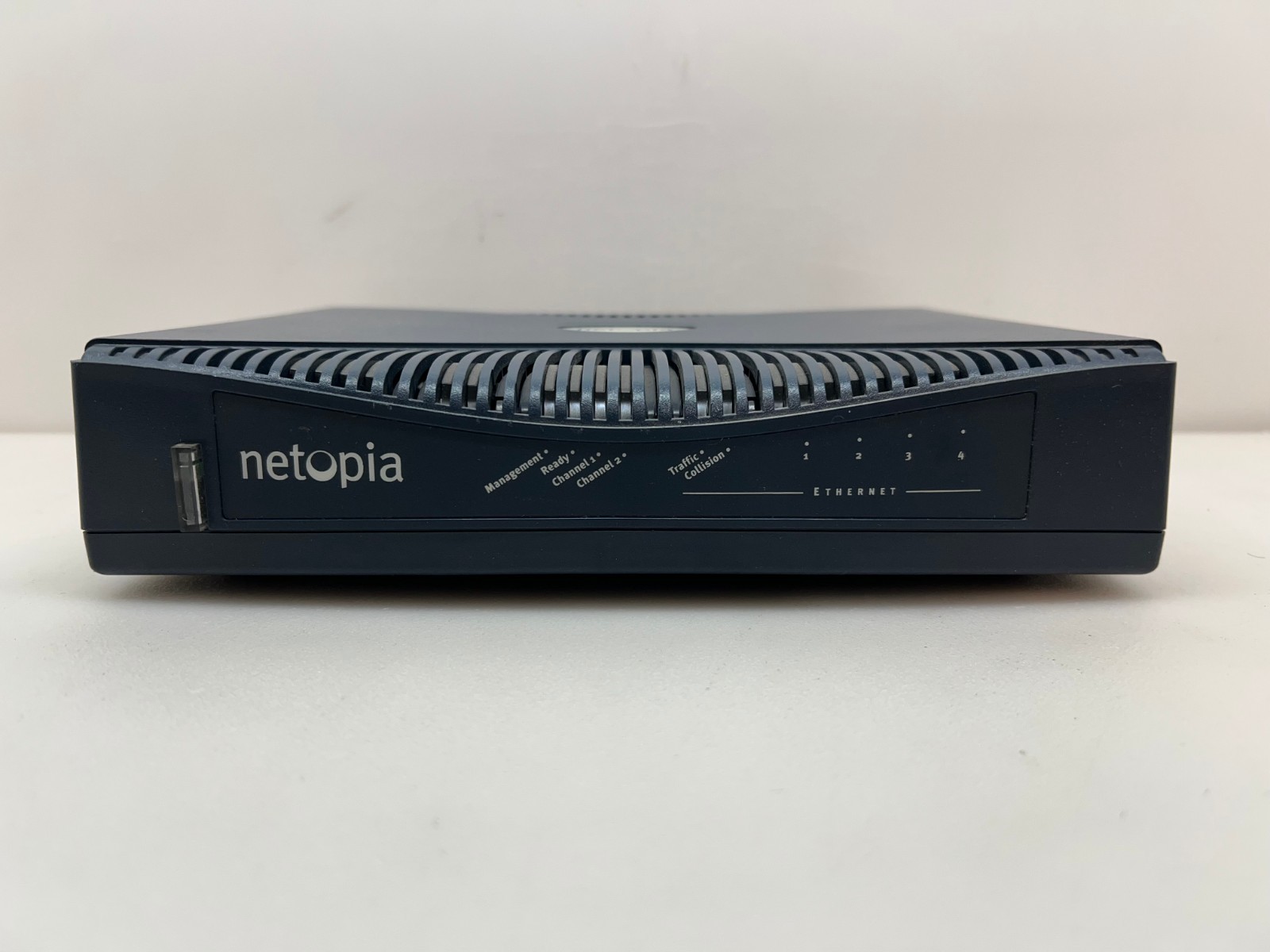 Netopia R910 Ethernet Router 