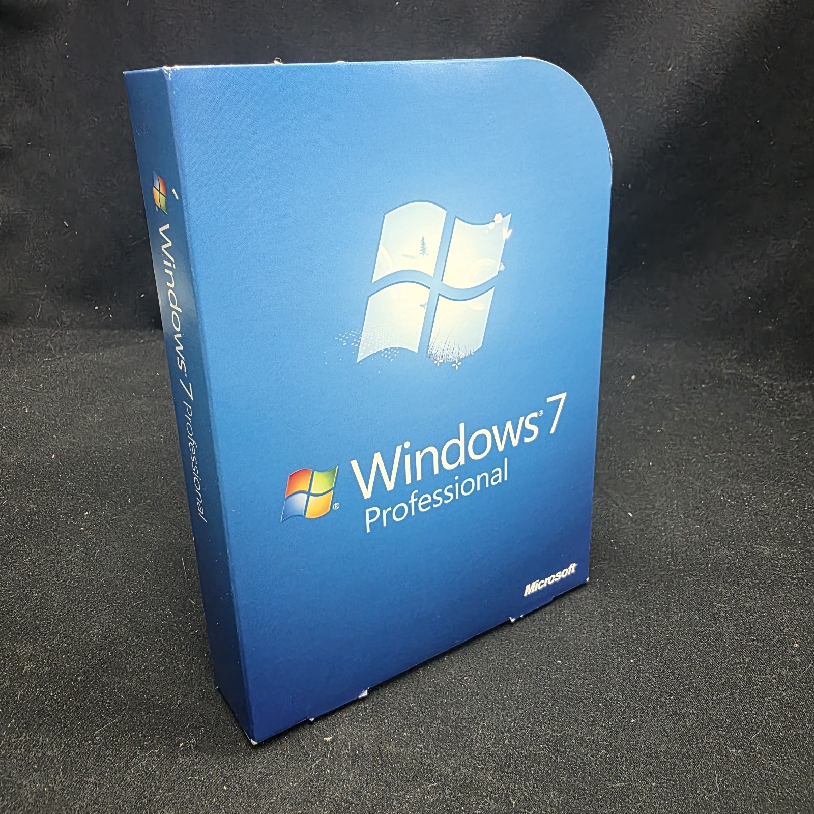 New Microsoft Windows 7 Professional Full 32 & 64 Bit DVD Retail NEW-SEALED 