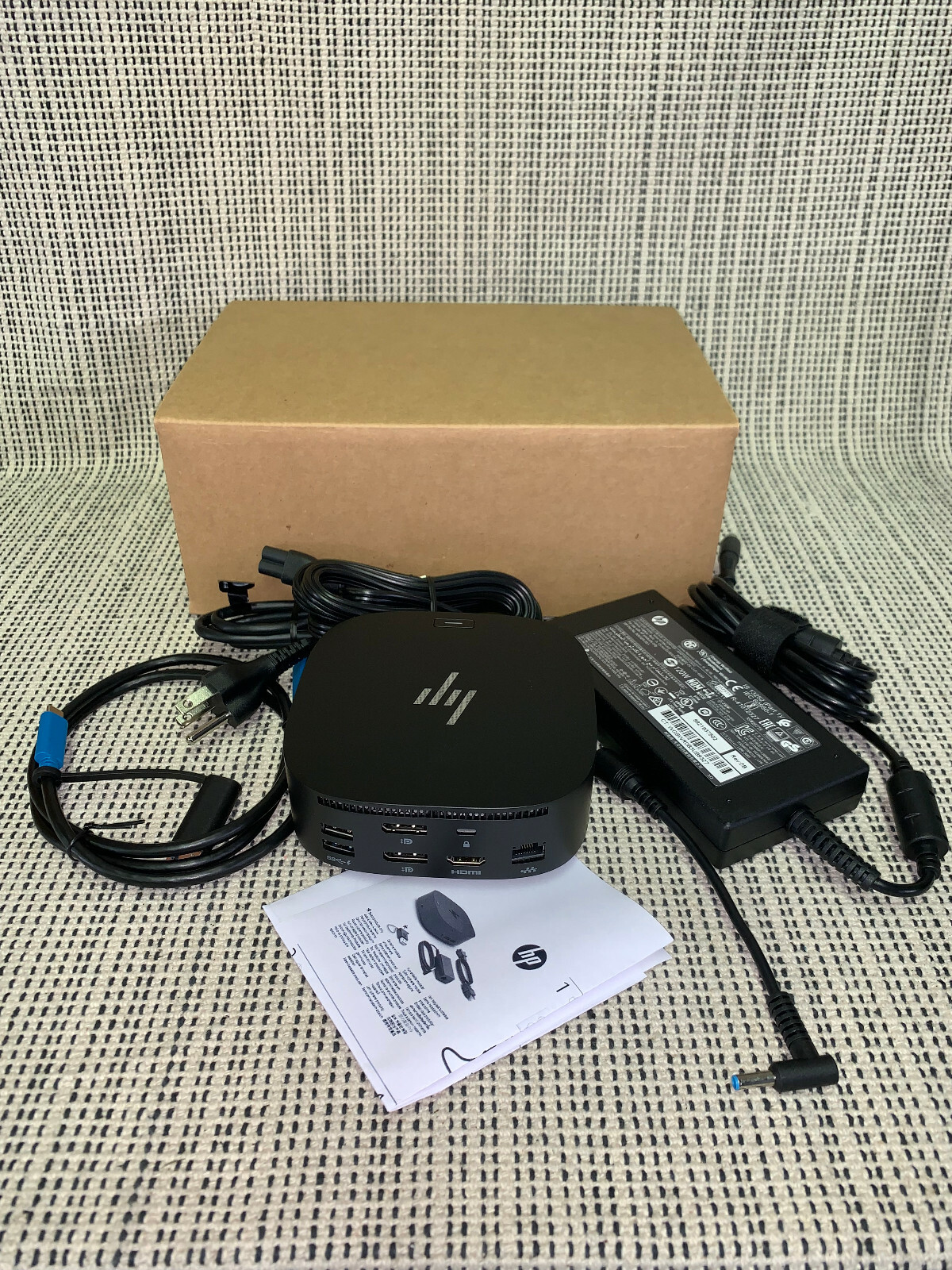 HP USB-C Universal Dock G5 Docking Station Kit