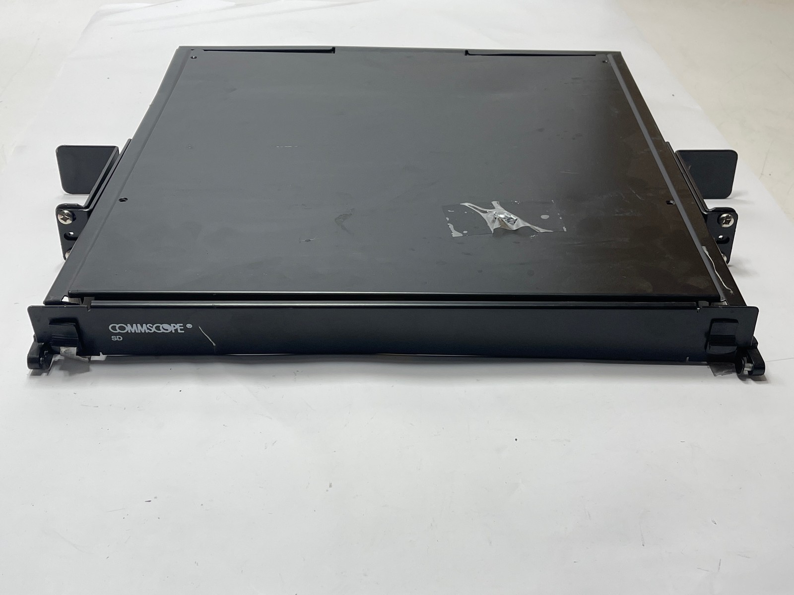 Commscope 760239201 SD Fiber Patch Panel Sliding Shelf Cabinet