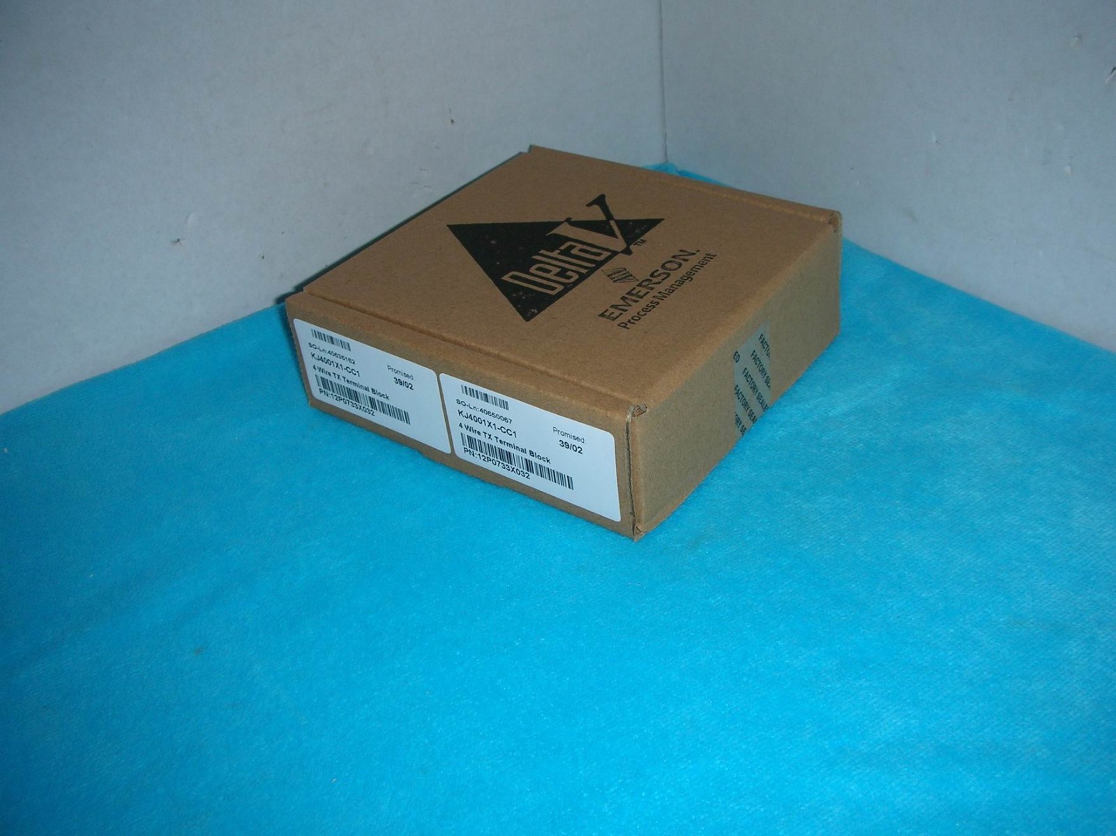 Emerson  KJ4001X1-CC1