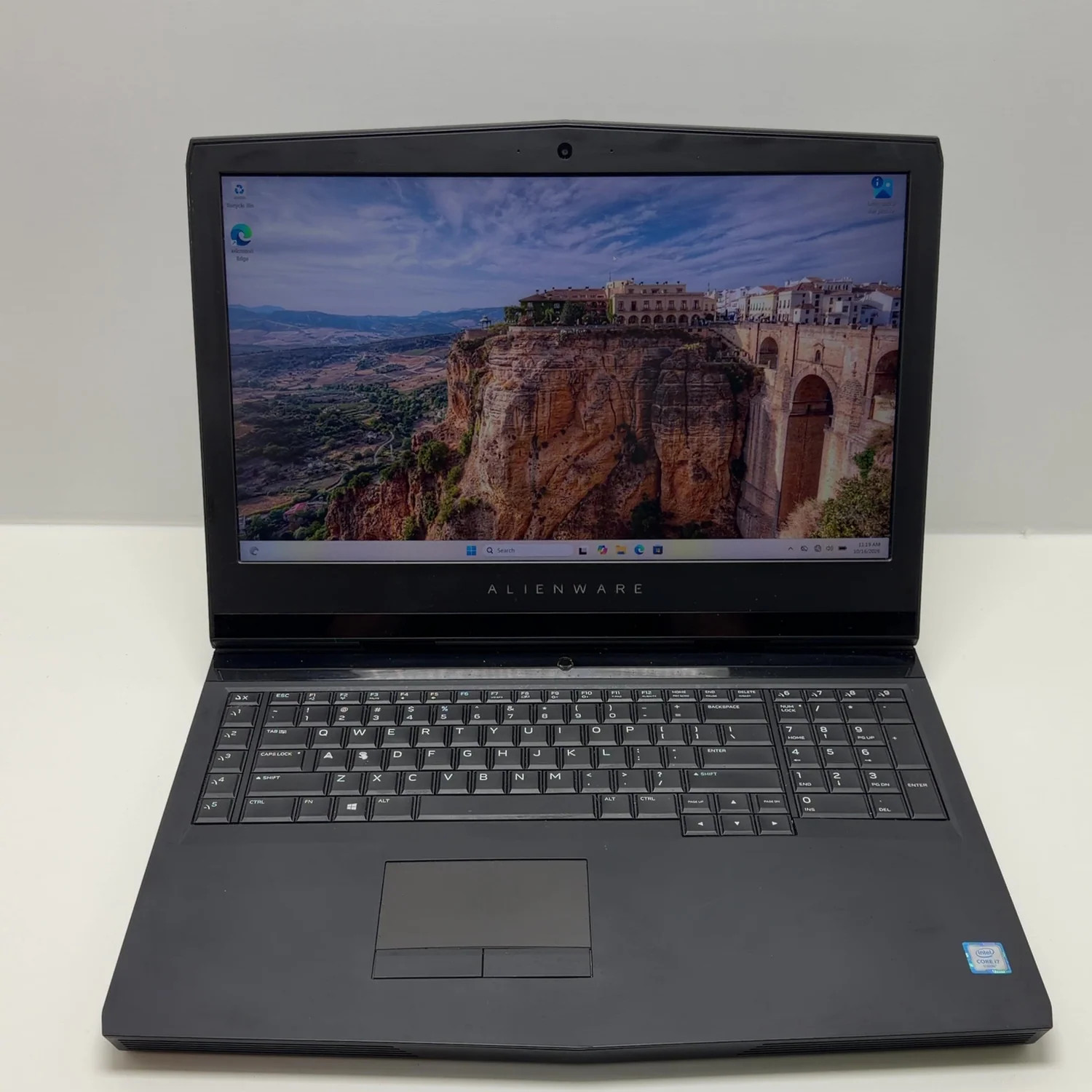 Alienware 17 R4 i7-6820HK 2.7GHz 16GB RAM 512GB SSD 1TB HDD