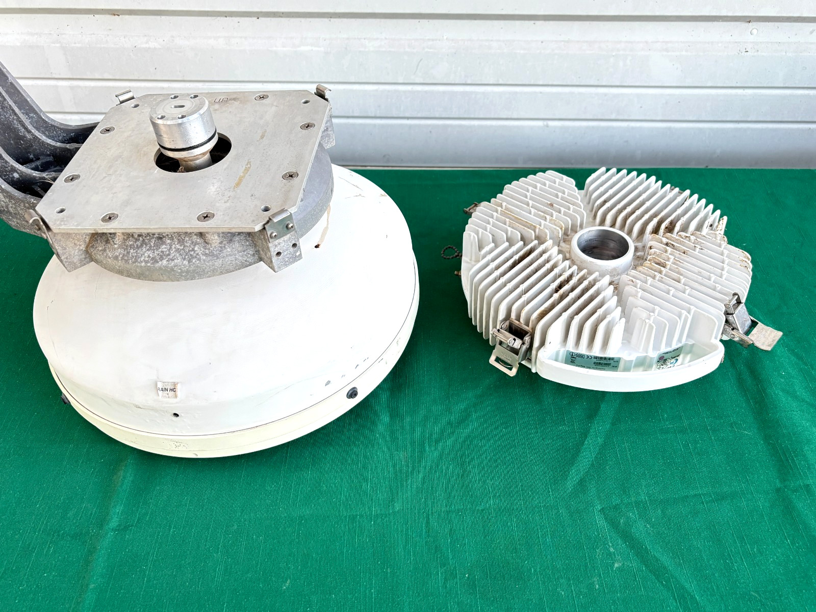 USED Cambium Networks 23GHz ODU-A and RadioWaves Microwave Antenna