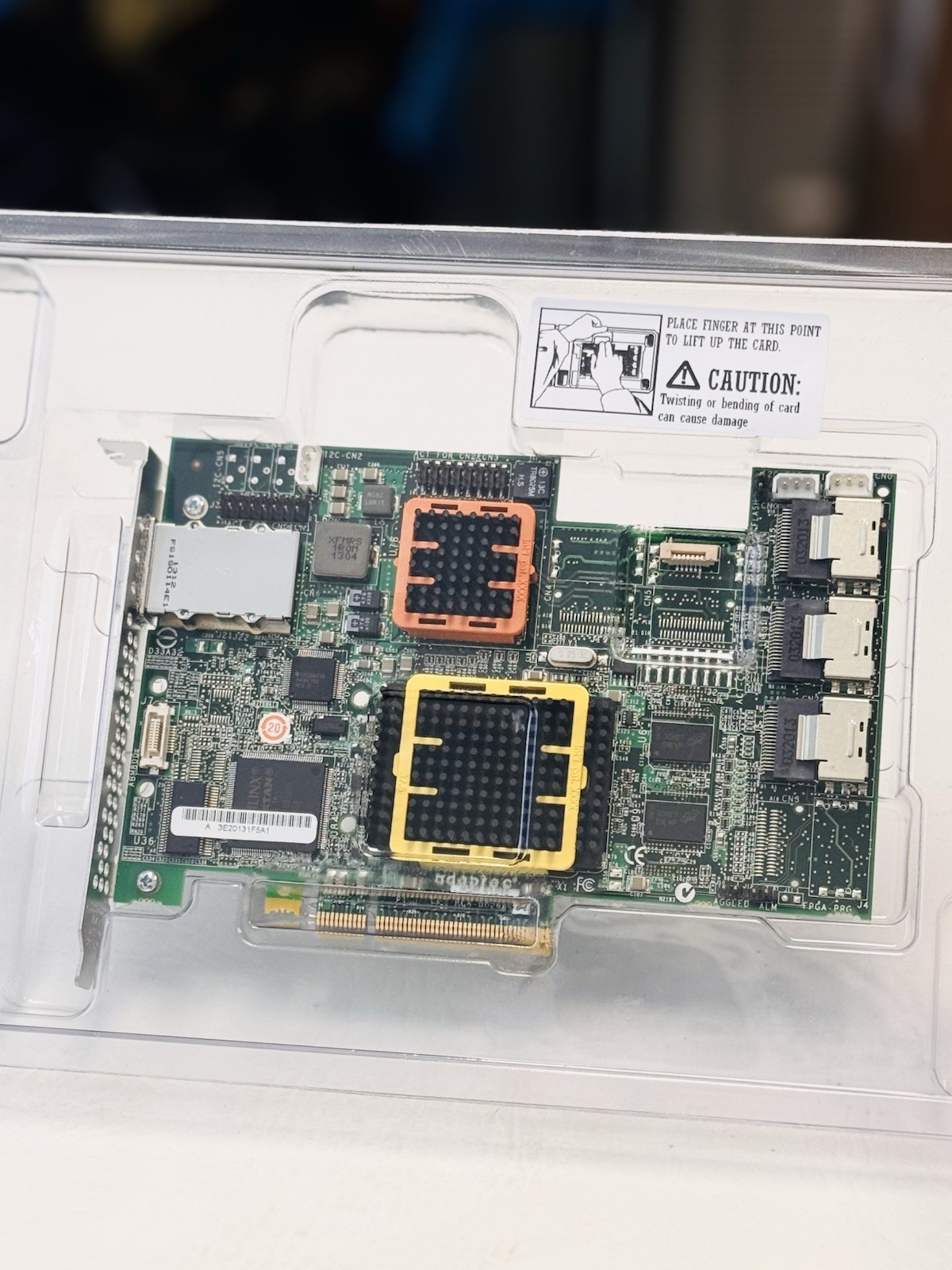 ADAPTEC ASR-51245 300Mbps 512Mb PCI-Express x8 SAS/SATA Raid Controller Card