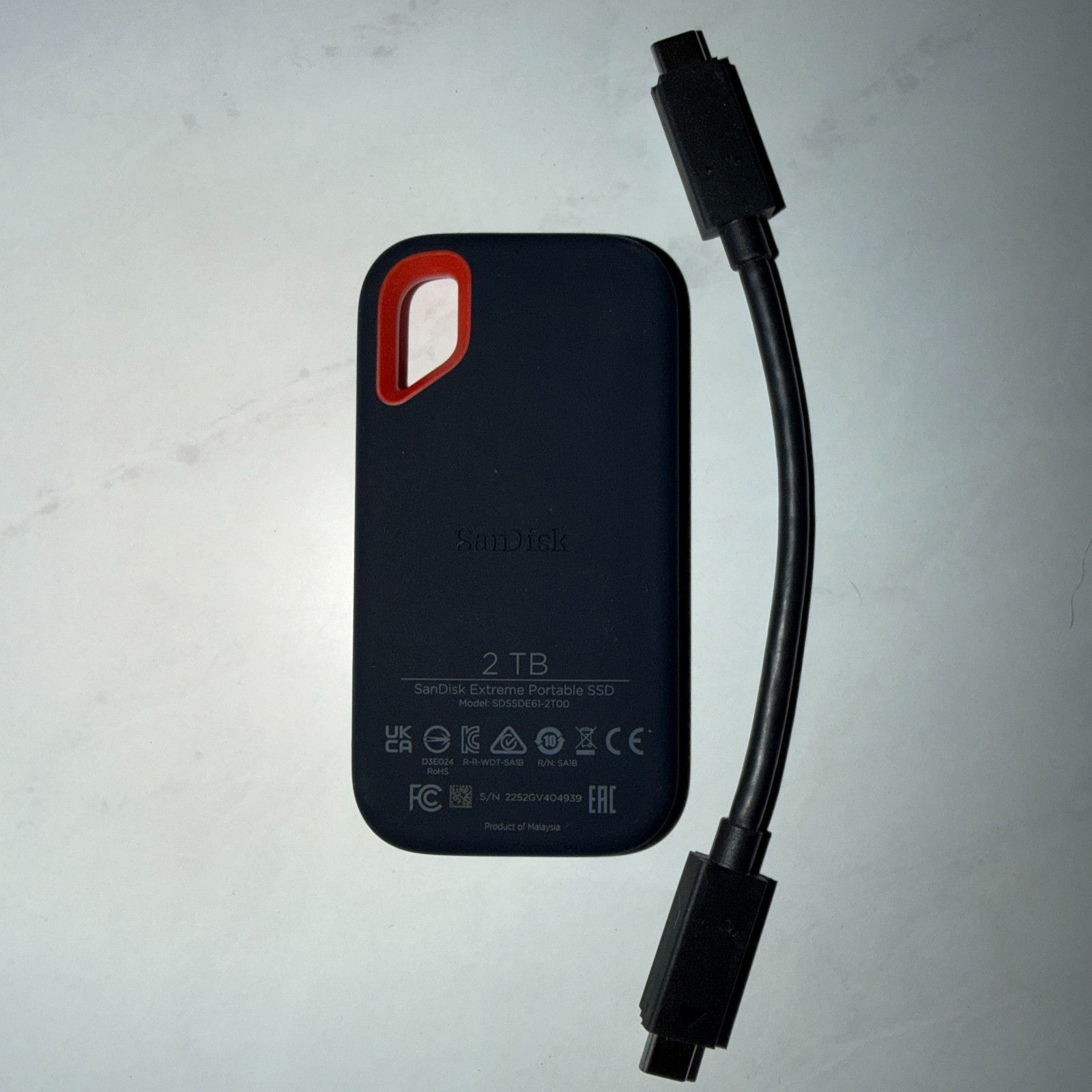 SanDisk Extreme Pro Portable 2TB SSD SDSSDE61-2T00