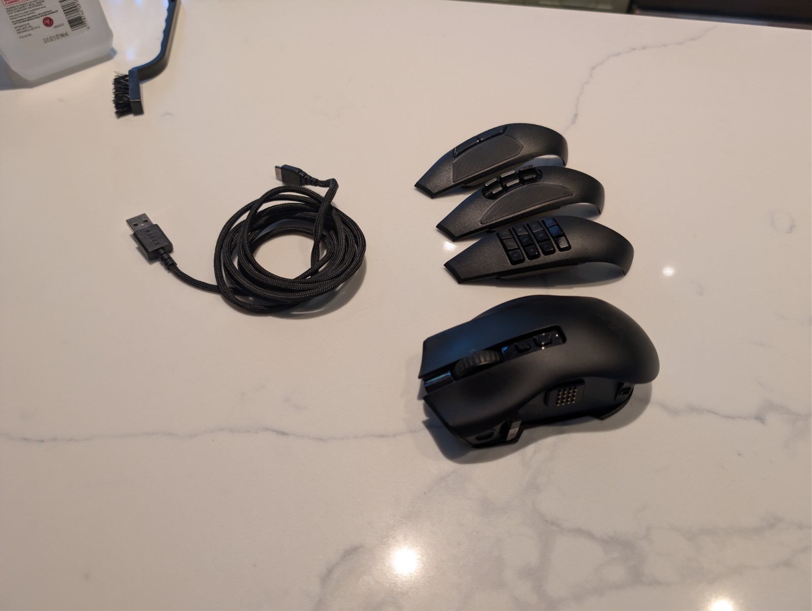 Razer Naga V2 Pro Wireless Gaming Mouse - RZ01-04400100-R3U1