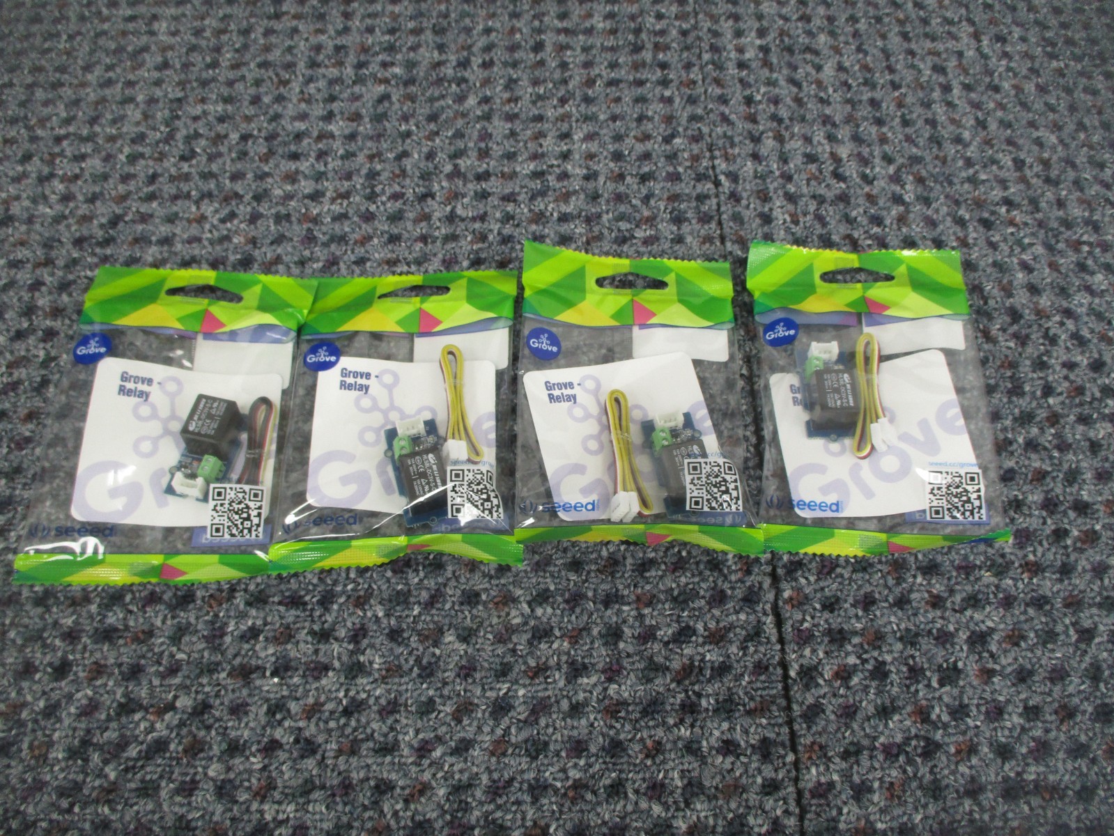 lot of 4 Seeed Studio 103020005 Grove Relay