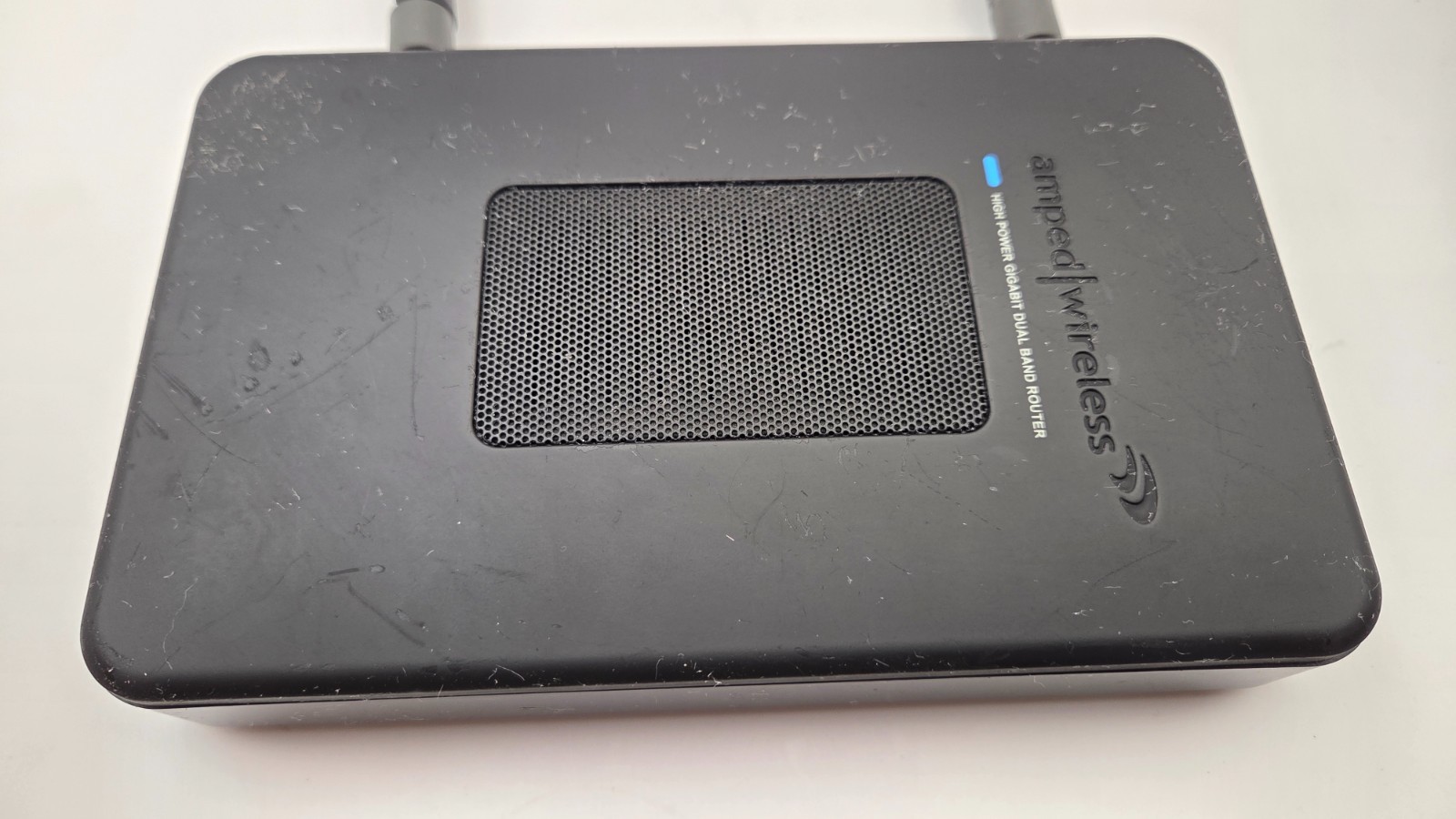 Amped Wireless R20000G High Power 600mW Gigabit Dual Band Router - No Adapter