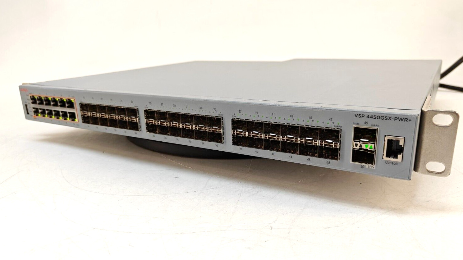 Extreme Network EC4400A05-E6 VSP4450GSX-PWR+, Dual 1000W Power Supply, Rack Ears