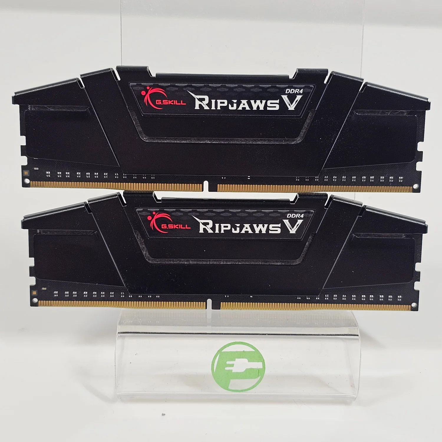G.Skill Ripjaws V 16GB (2x8GB) RAM DDR4 3200MHz F4-3600C16D-16GVKC
